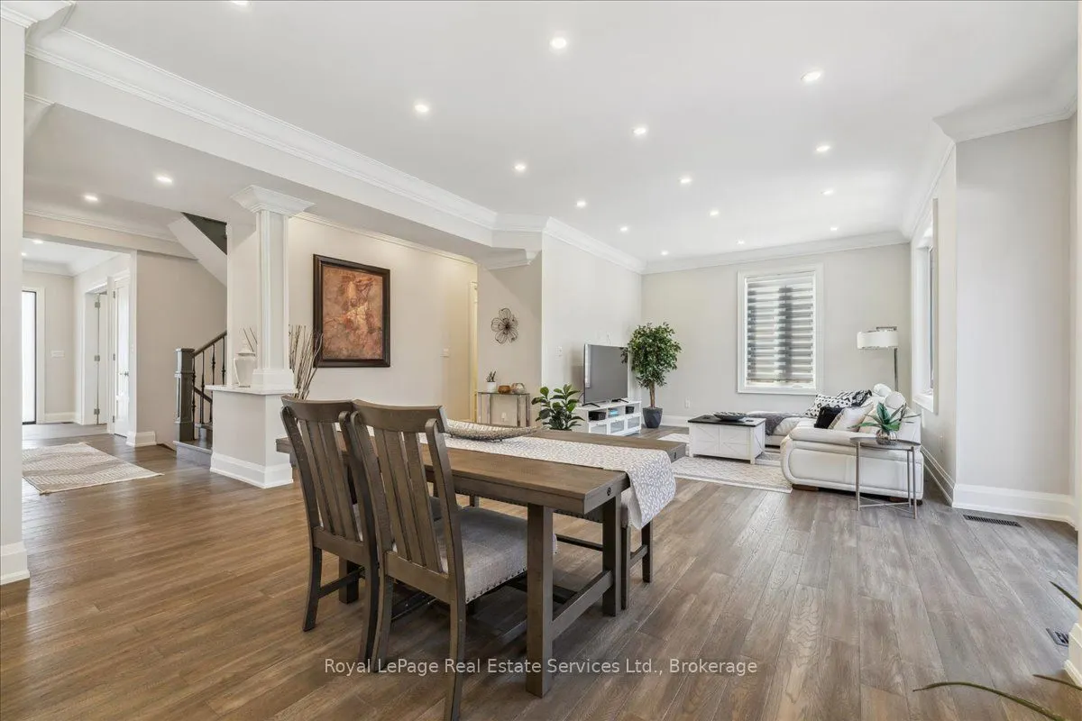 1211 Pinegrove Road