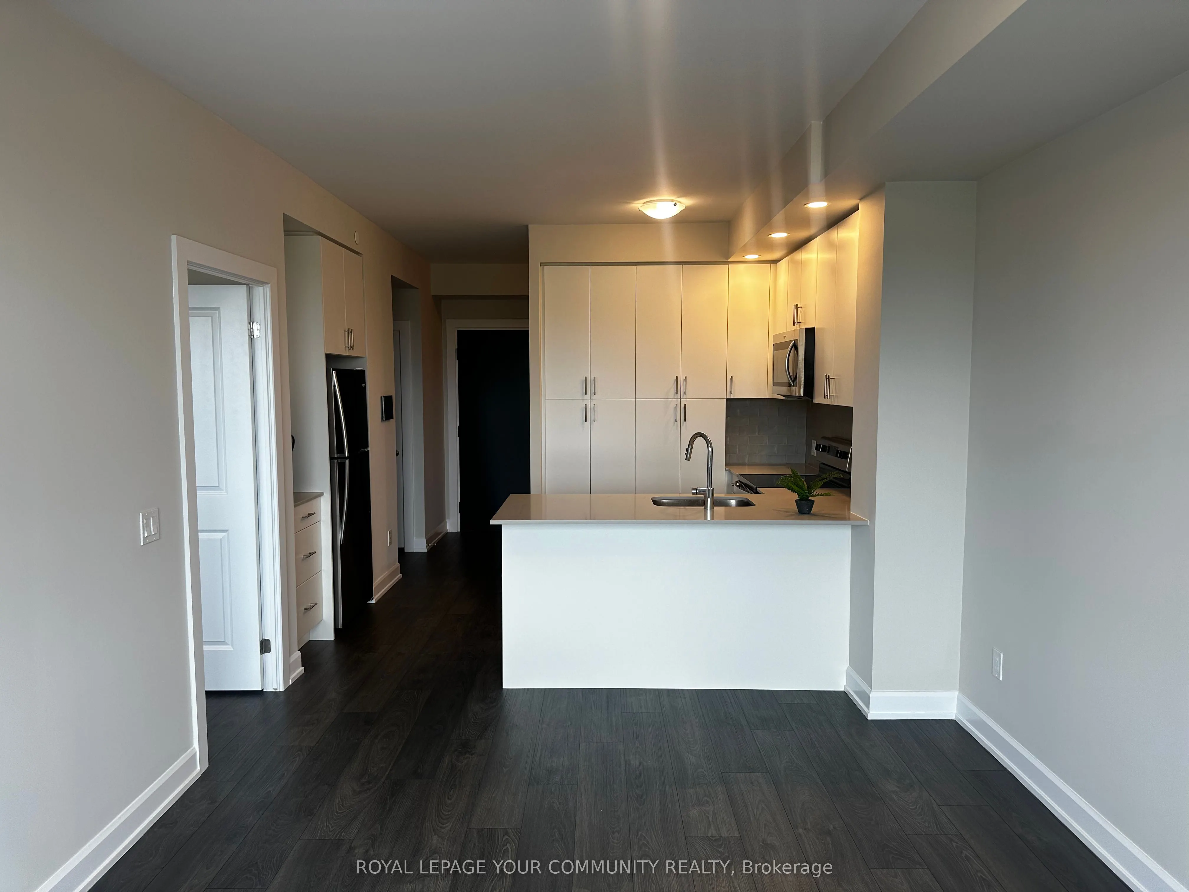 3220 William Coltson Avenue, #411