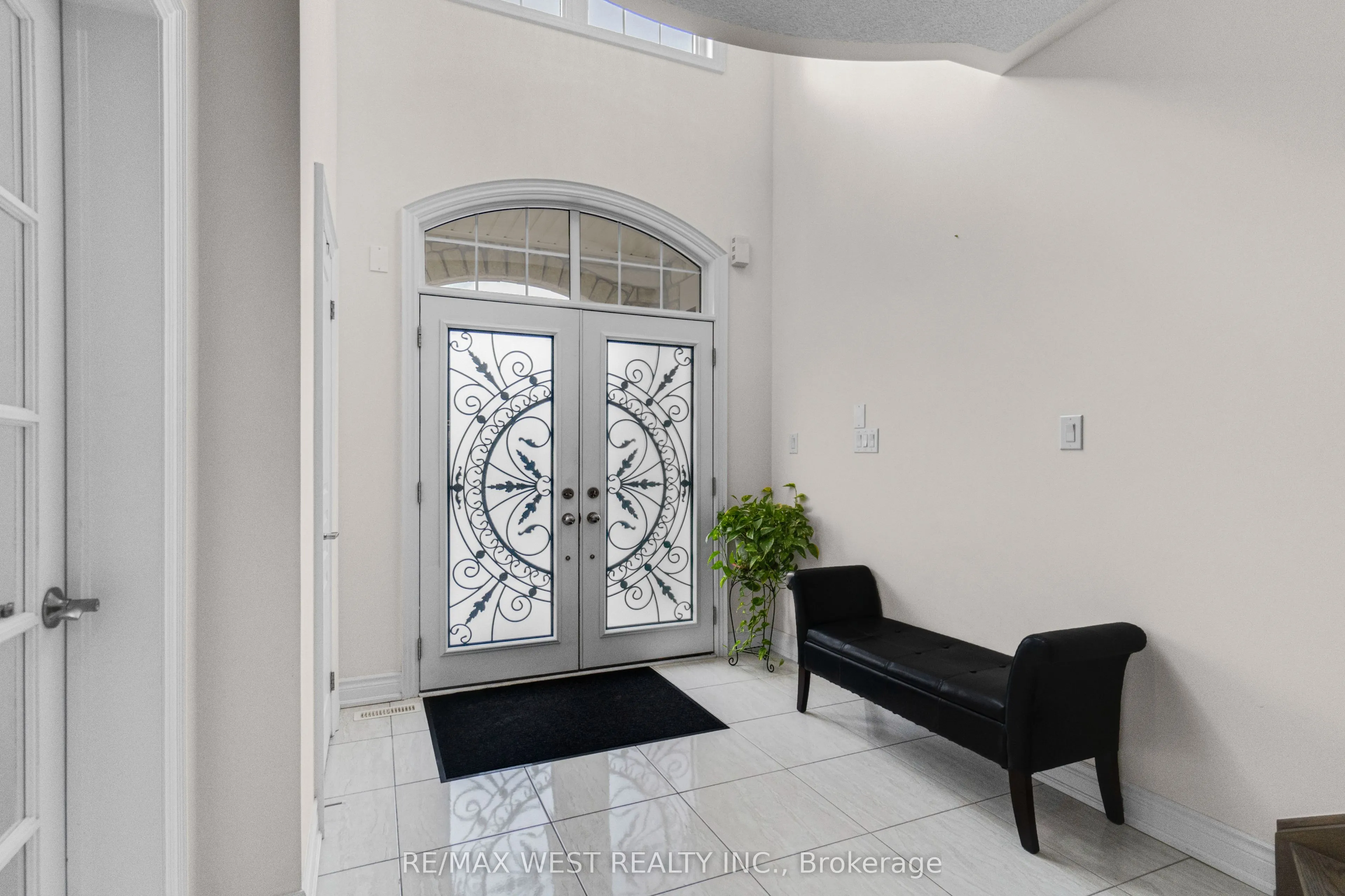 5 Aries Street