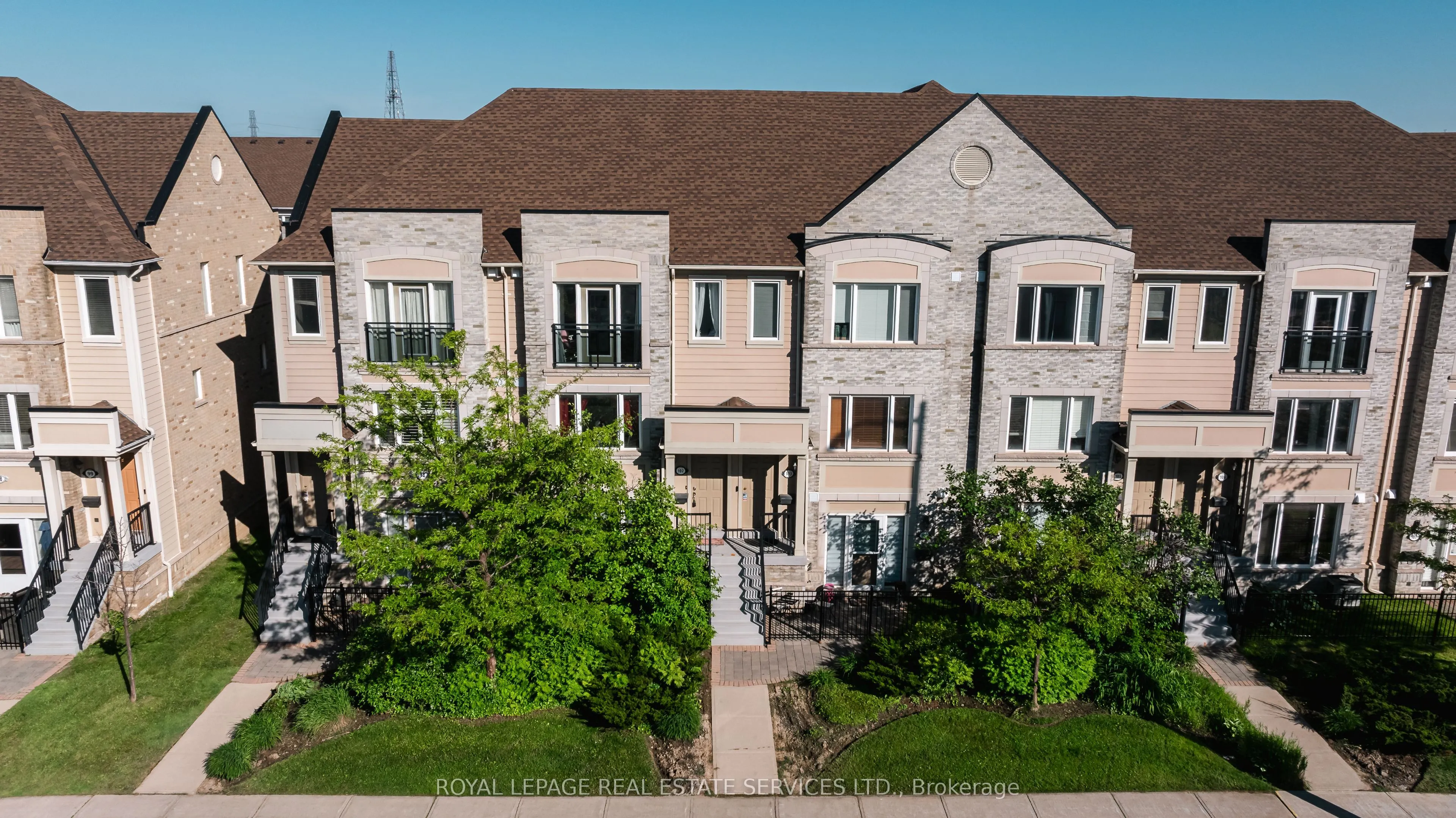 3108 Eglinton Avenue W, #102