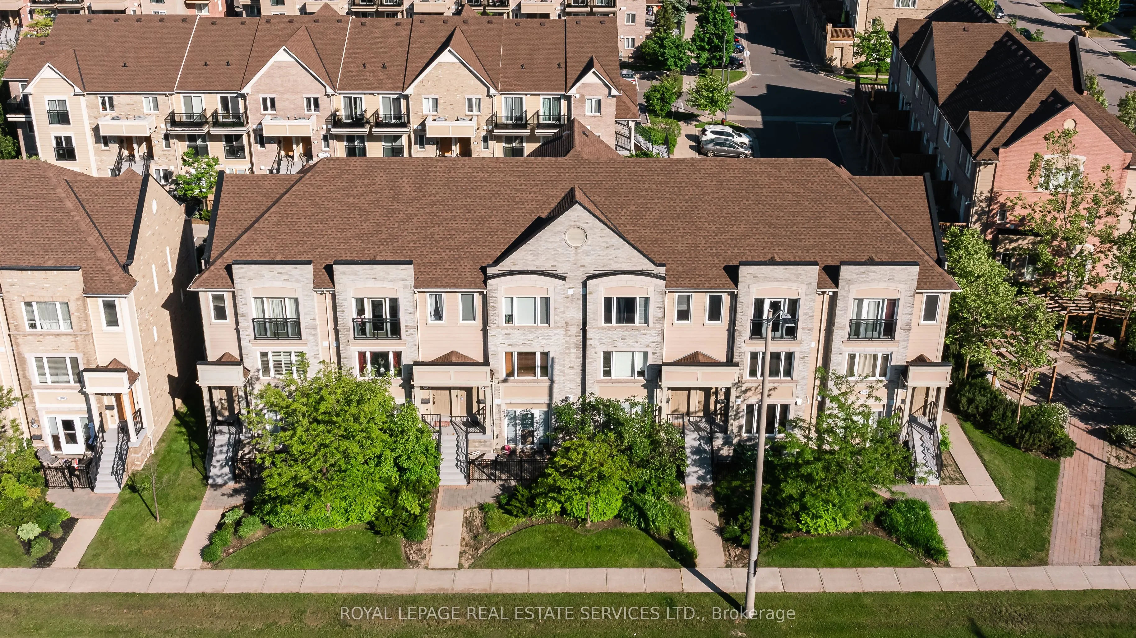 3108 Eglinton Avenue W, #102