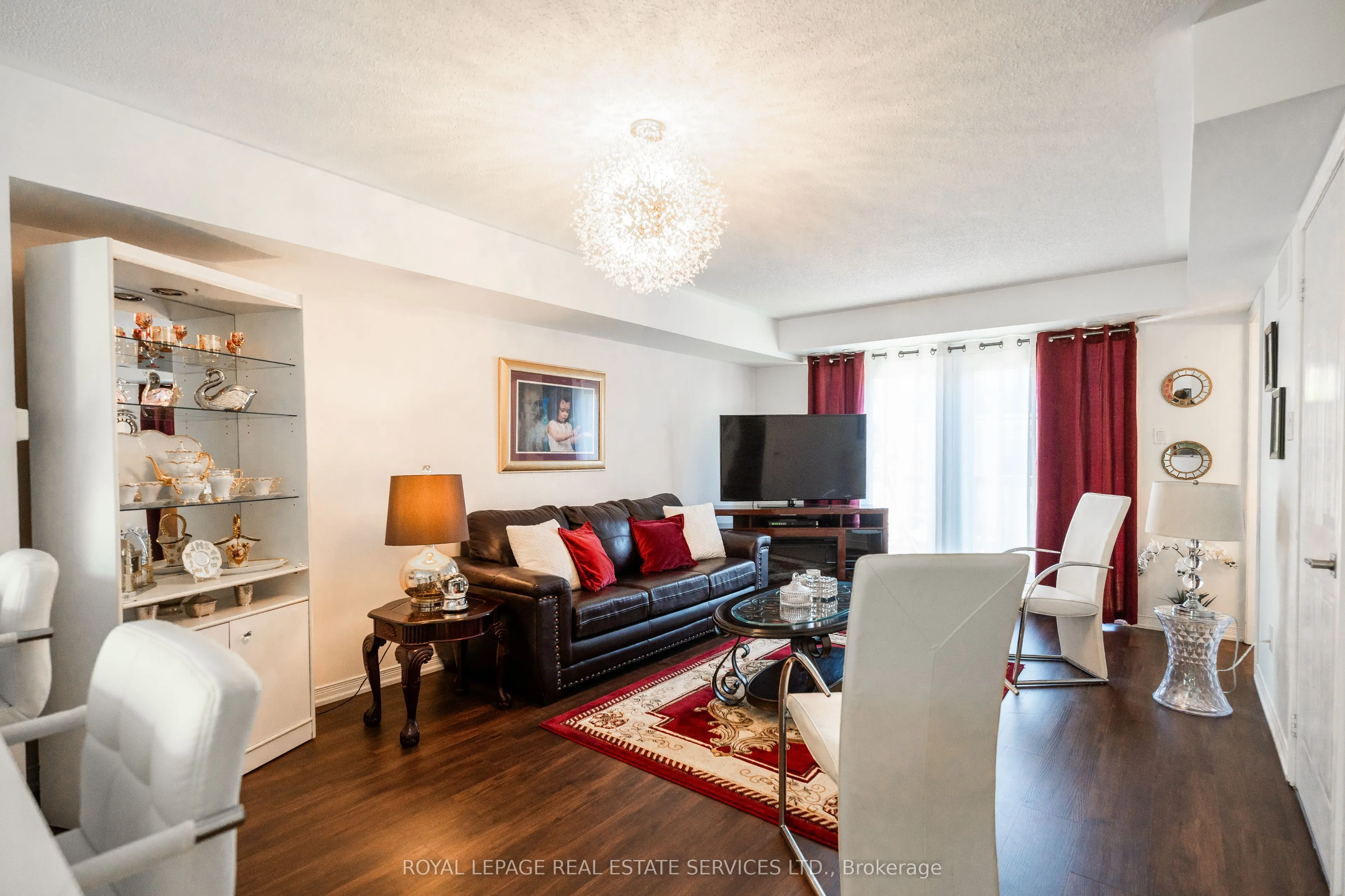 3108 Eglinton Avenue W, #102