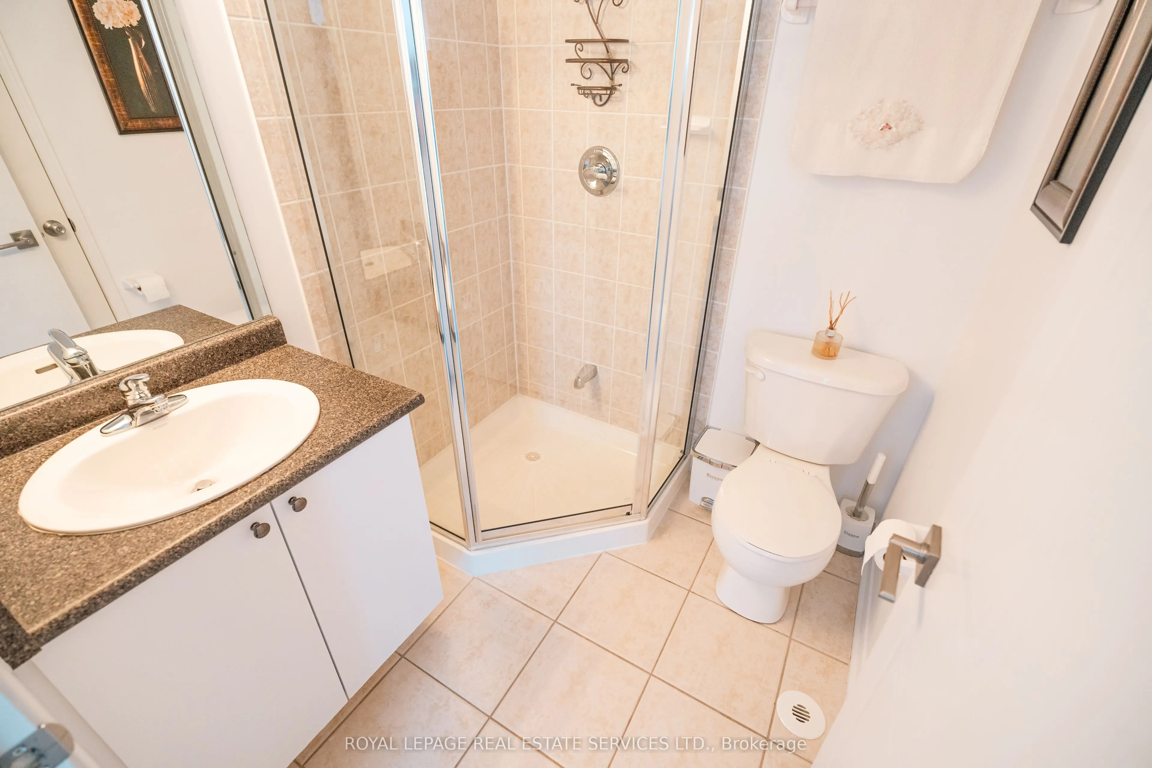 3108 Eglinton Avenue W, #102