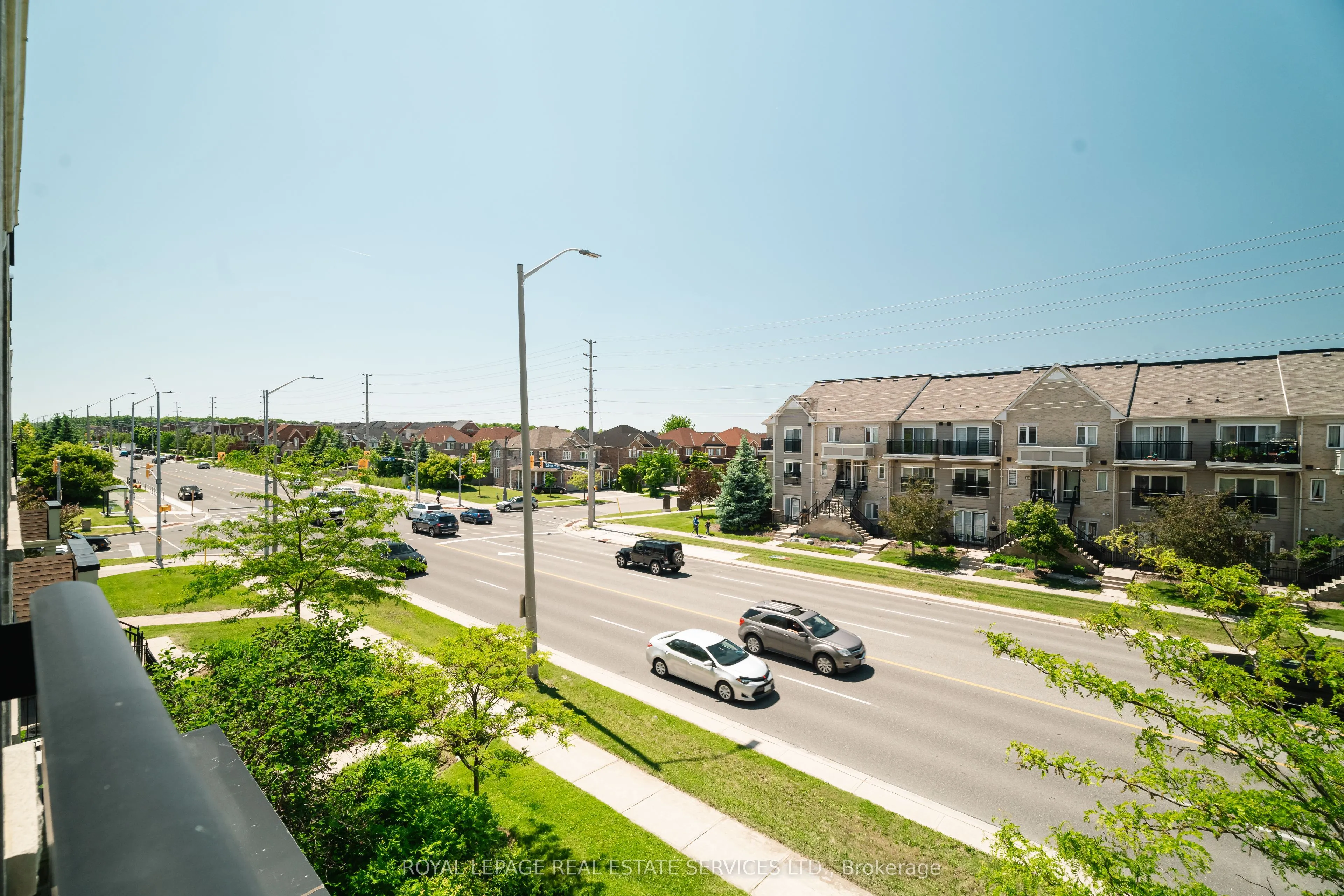 3108 Eglinton Avenue W, #102