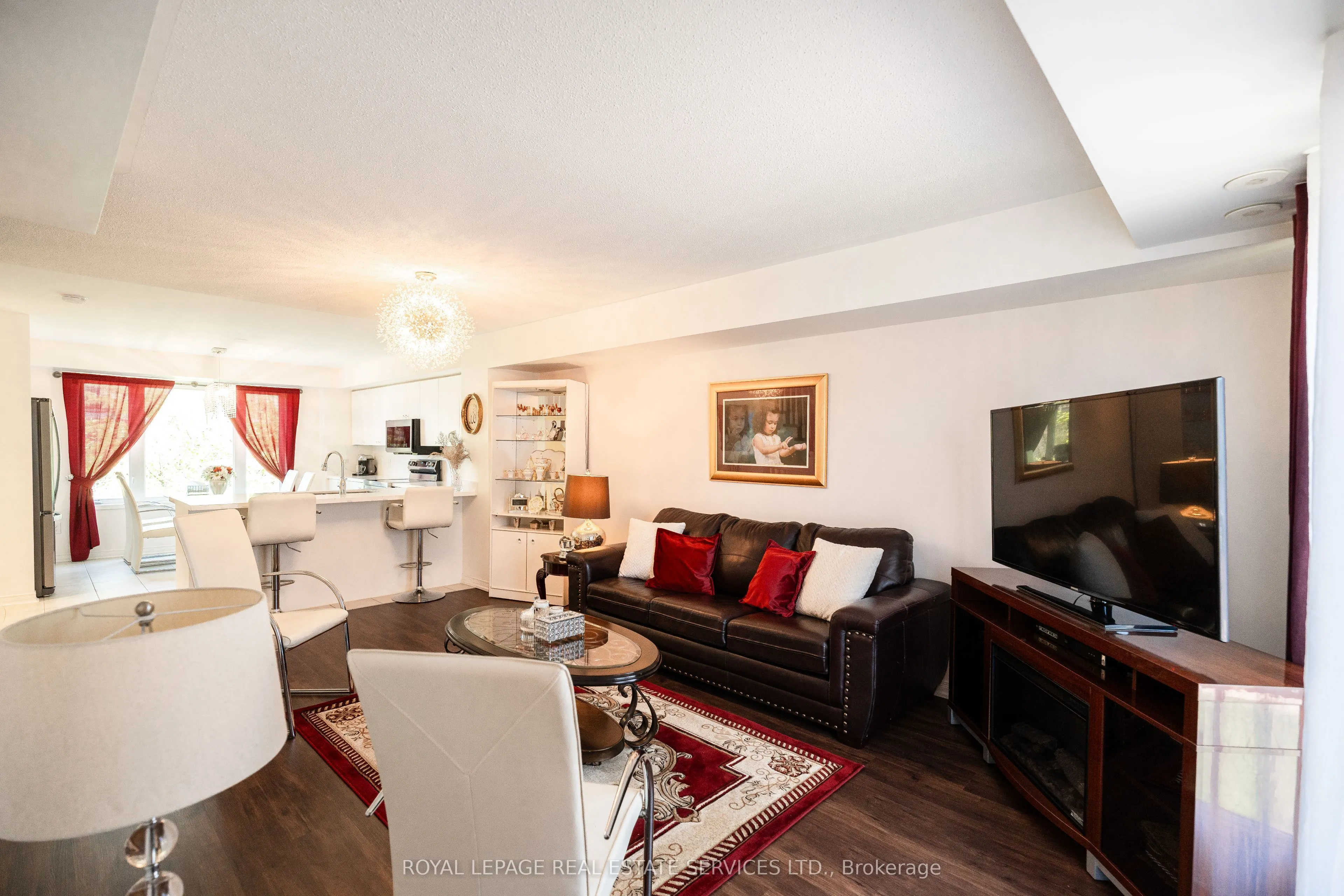 3108 Eglinton Avenue W, #102