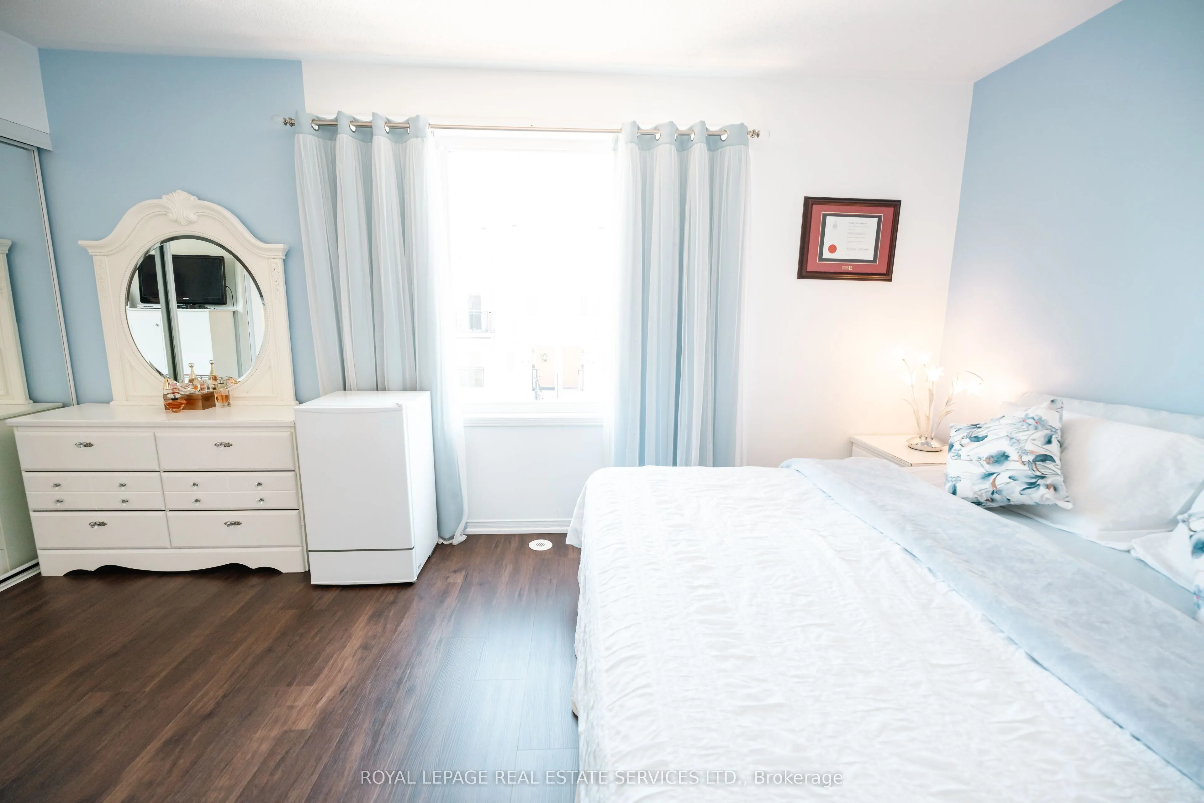 3108 Eglinton Avenue W, #102