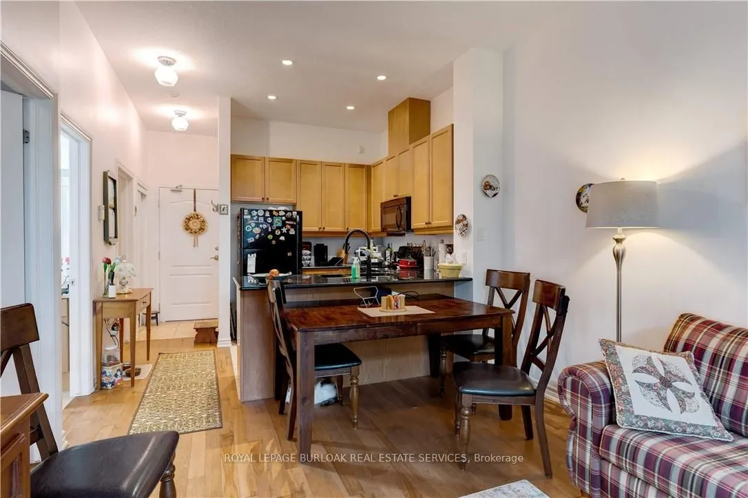 5327 Upper Middle Road, #111