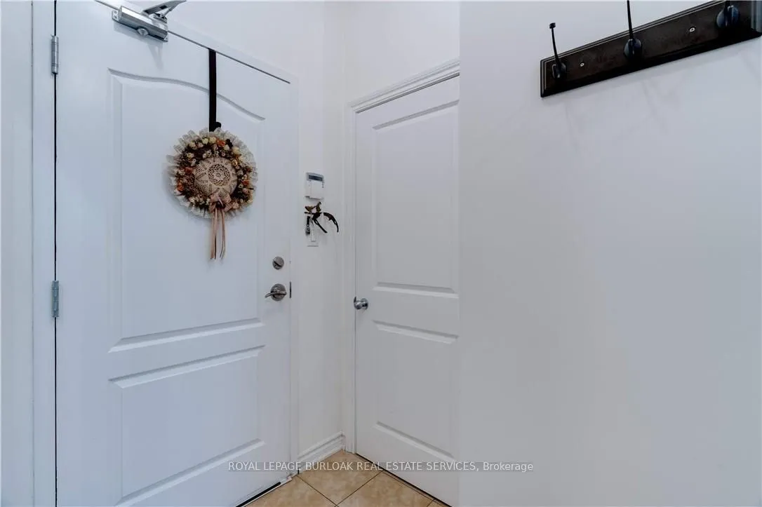 5327 Upper Middle Road, #111