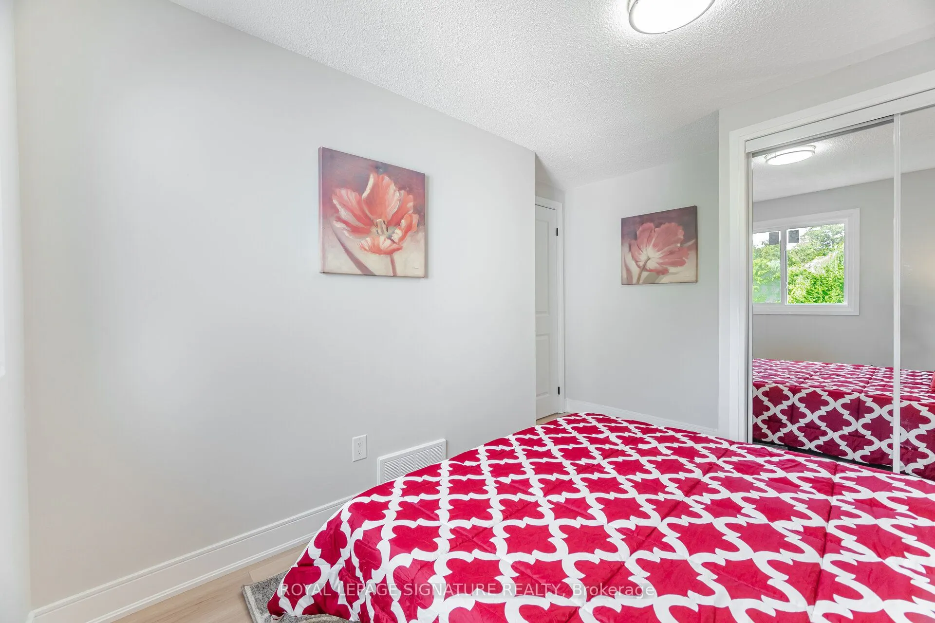 3175 Kirwin Avenue, #64