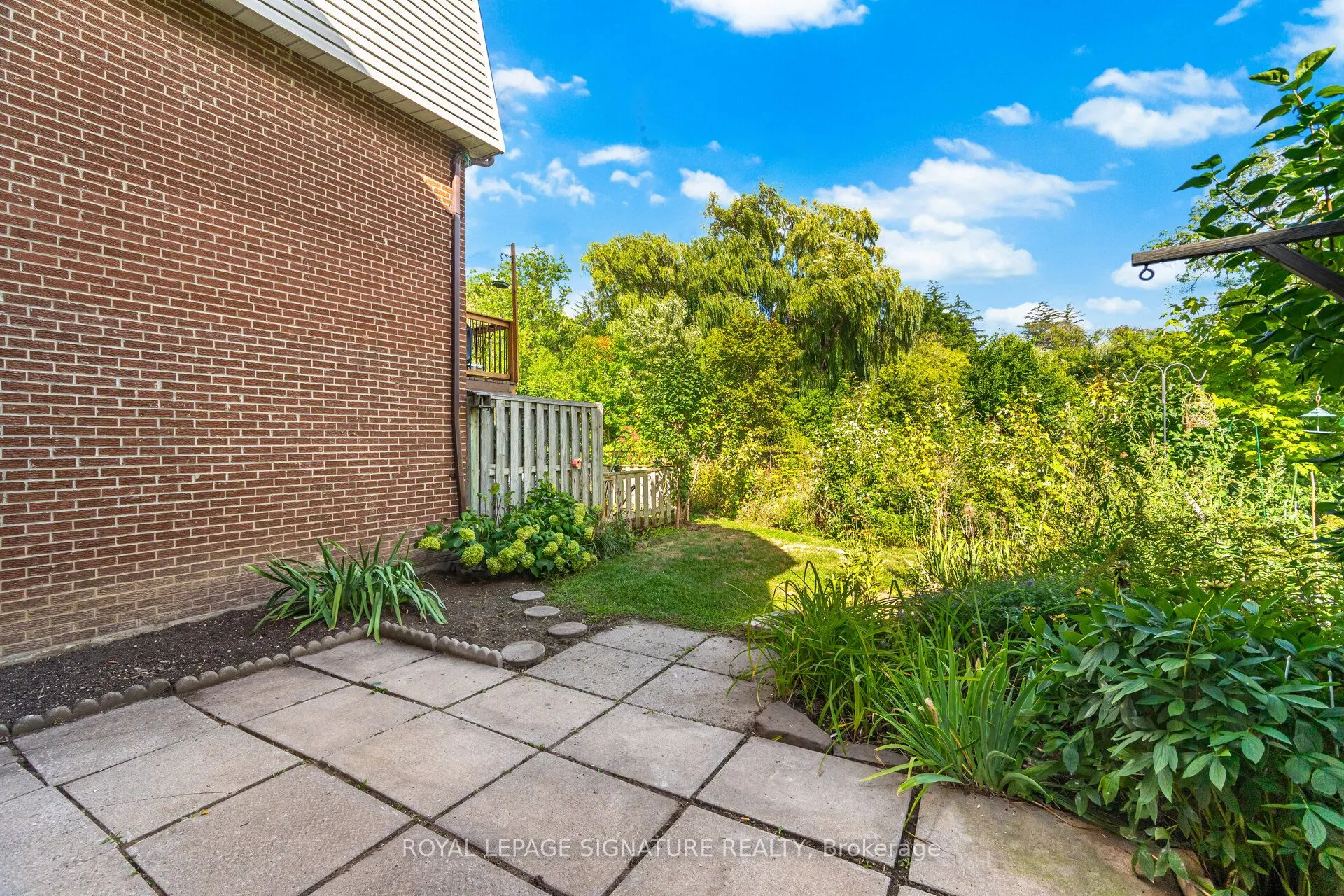 3175 Kirwin Avenue, #64