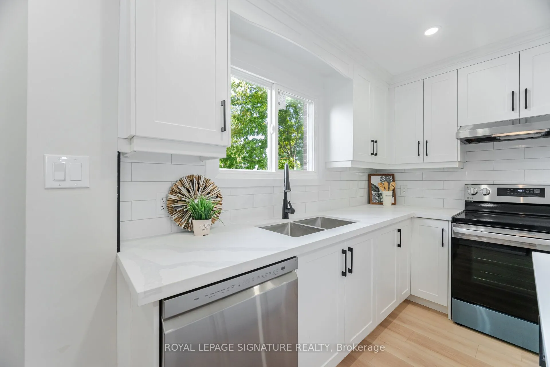 3175 Kirwin Avenue, #64