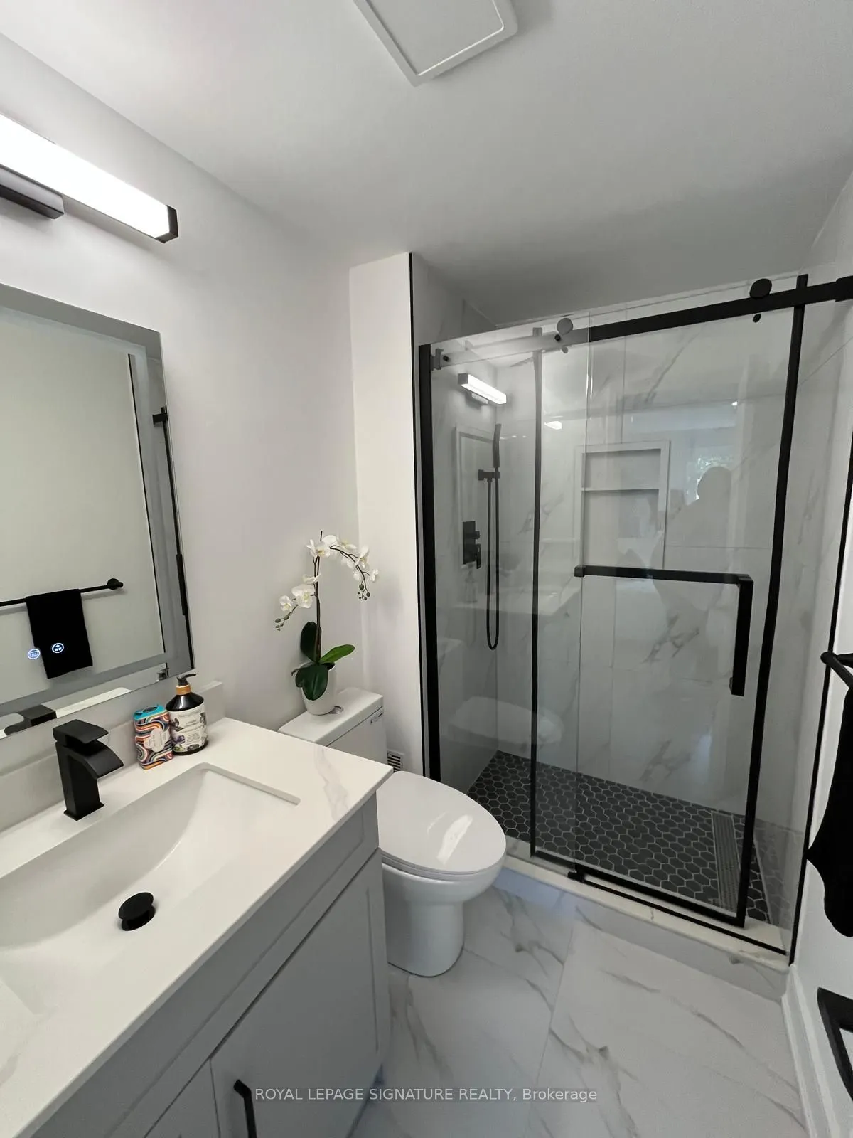 3175 Kirwin Avenue, #64