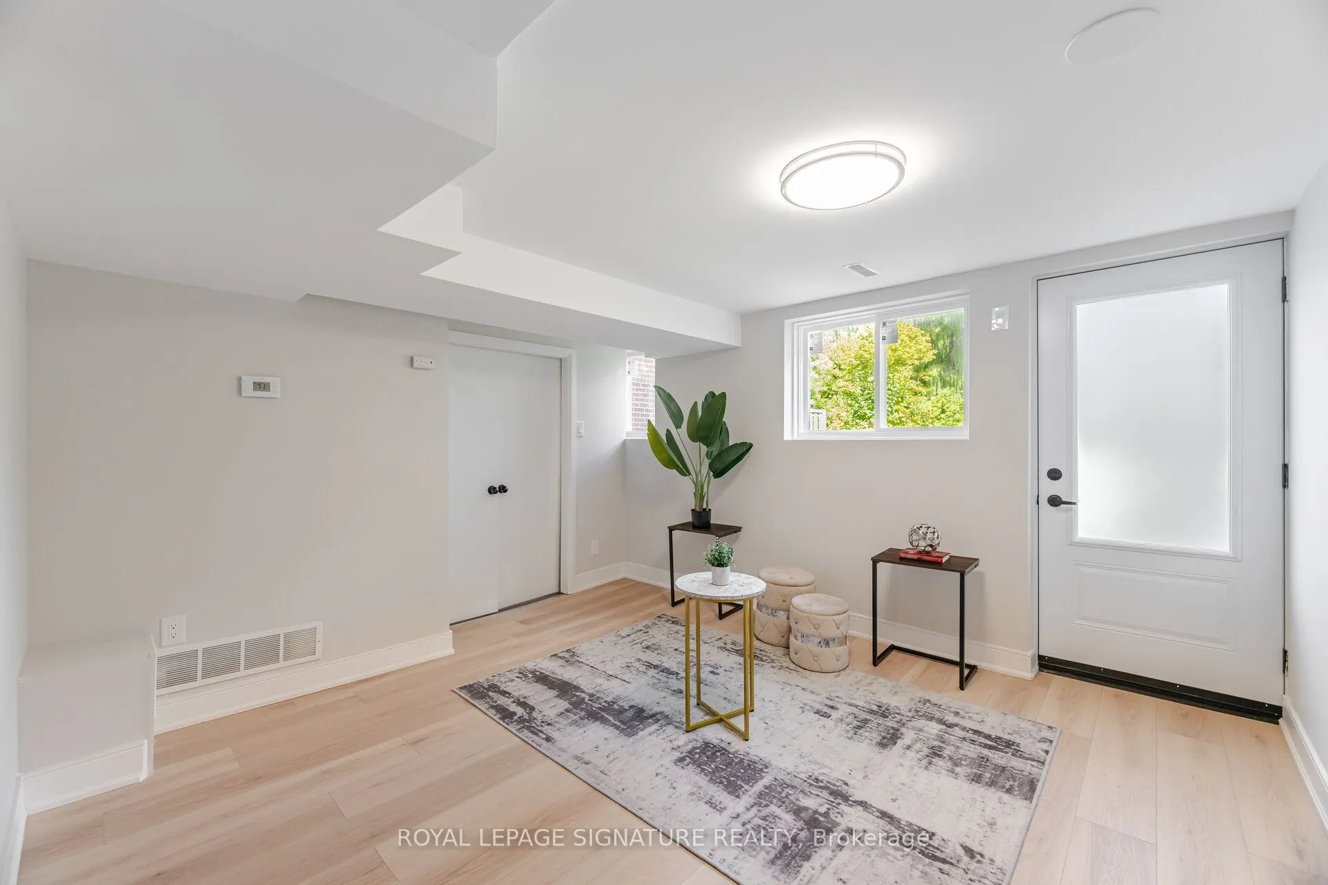 3175 Kirwin Avenue, #64