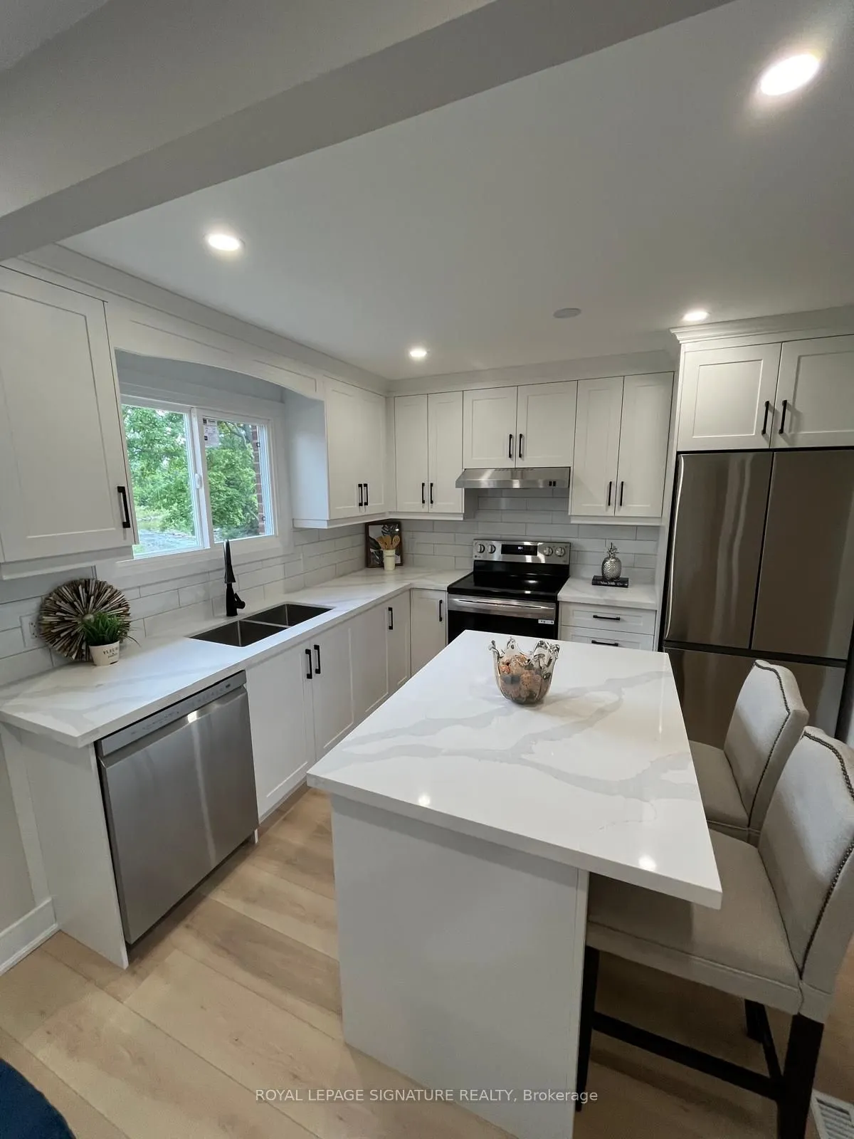 3175 Kirwin Avenue, #64