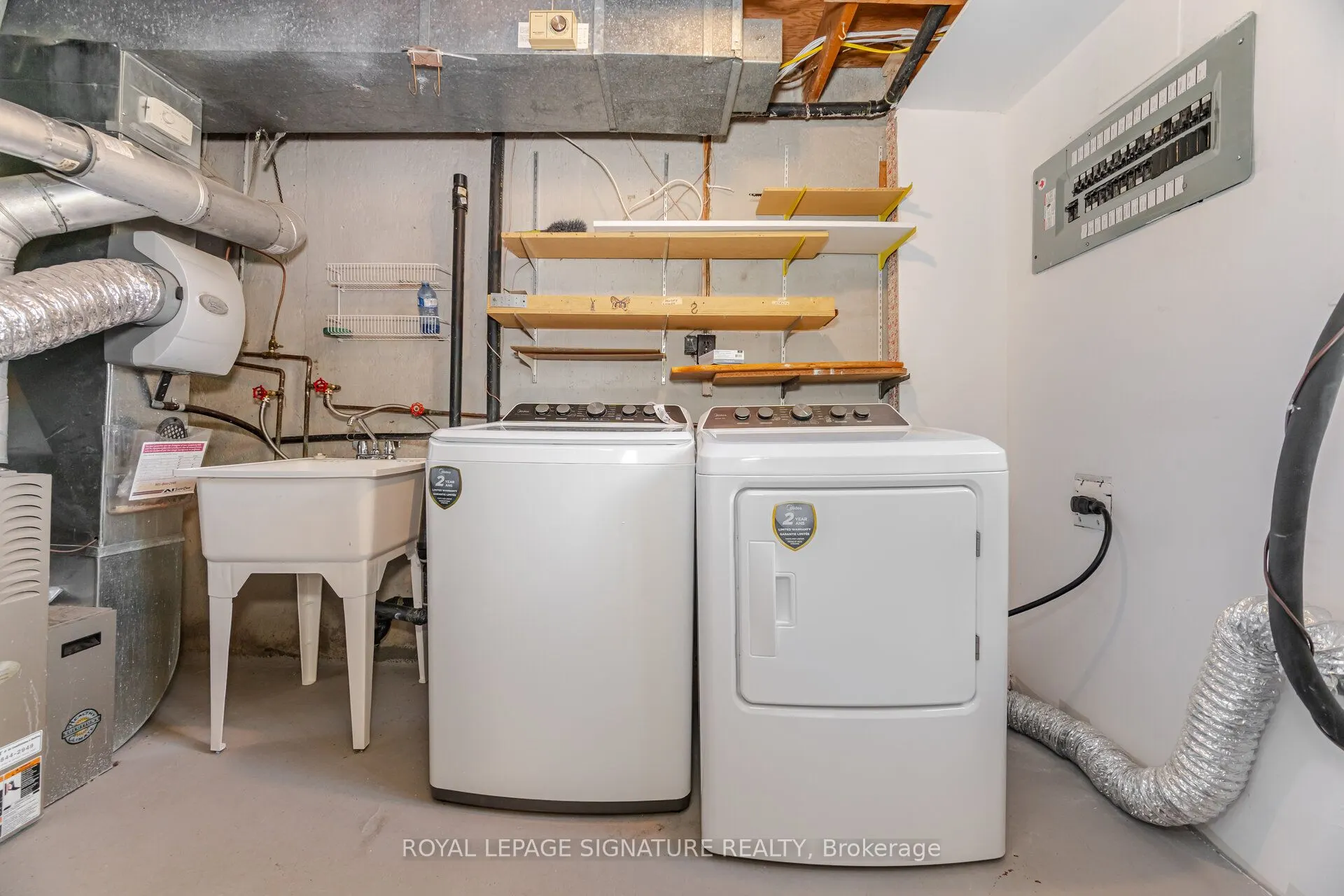 3175 Kirwin Avenue, #64