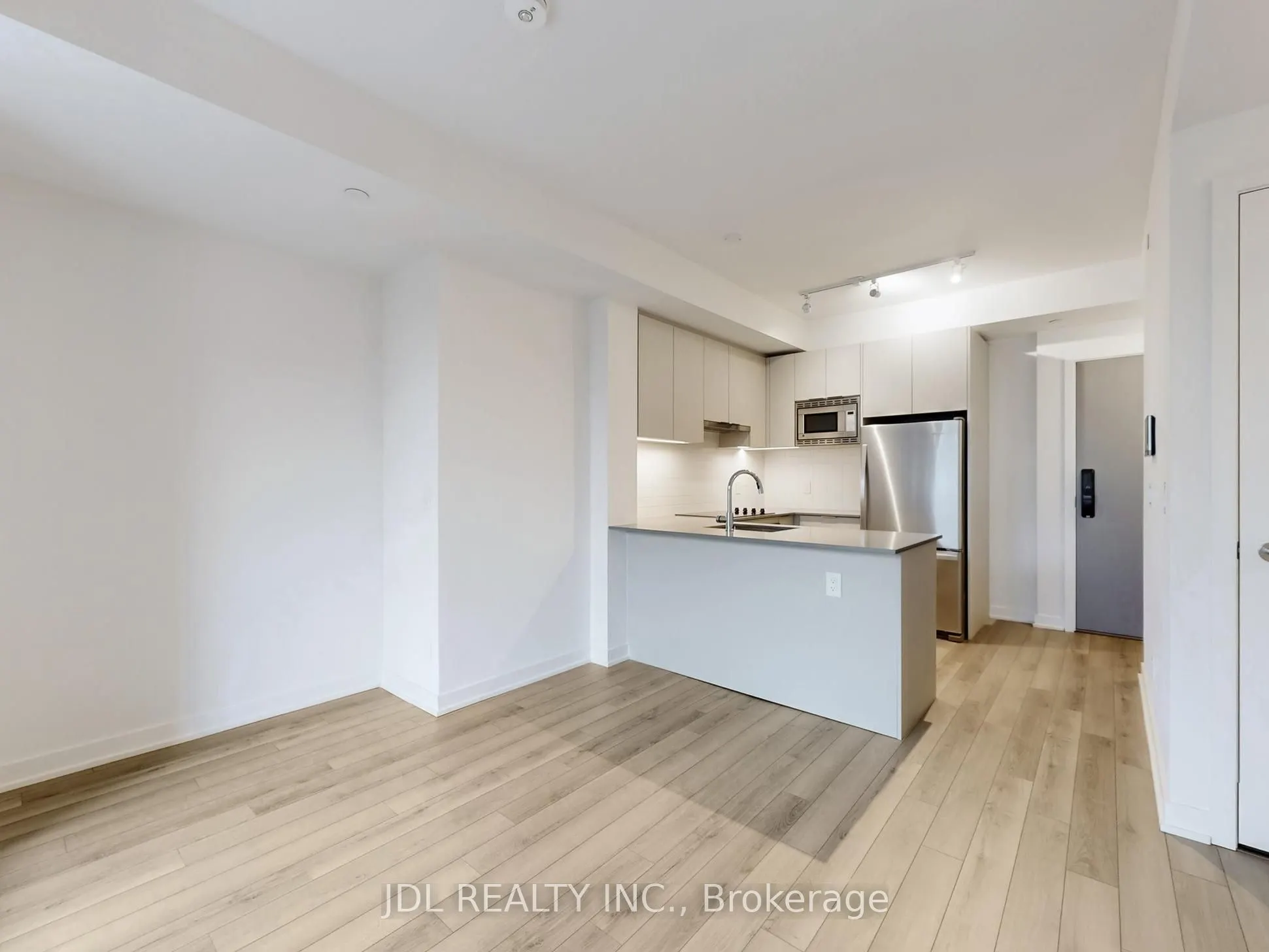 3079 Trafalgar Road E, #309