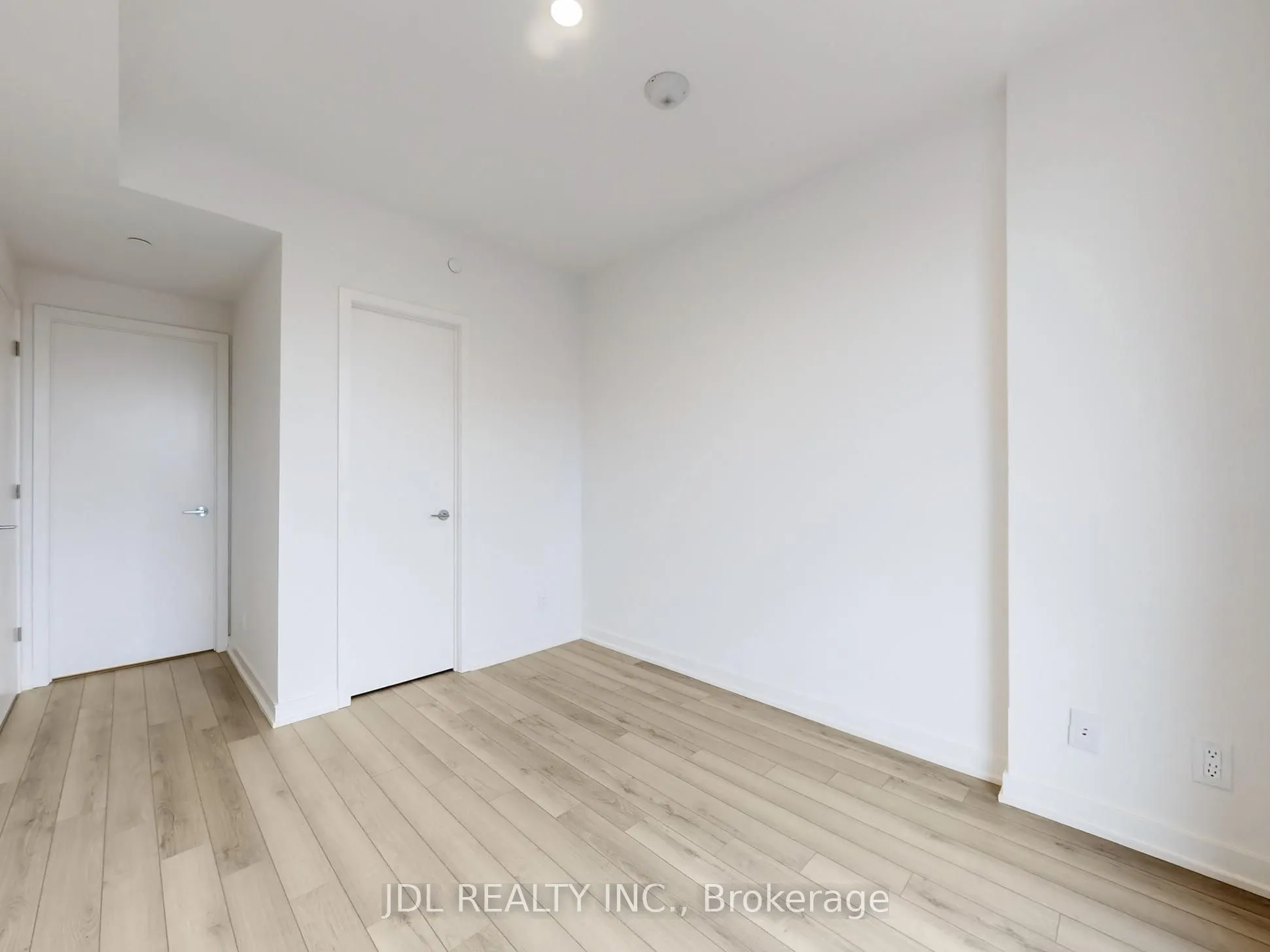 3079 Trafalgar Road E, #309