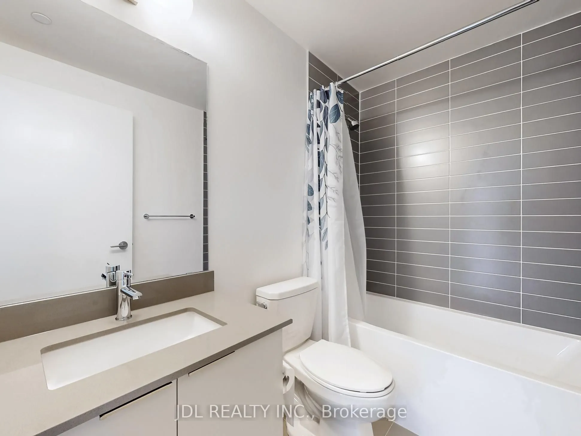 3079 Trafalgar Road E, #309