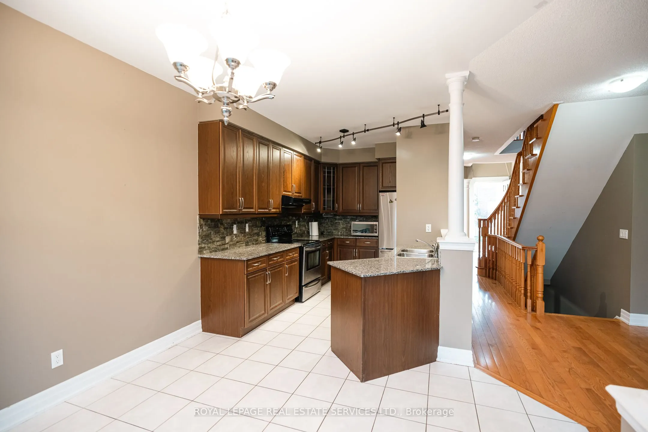 258 Holloway Terrace