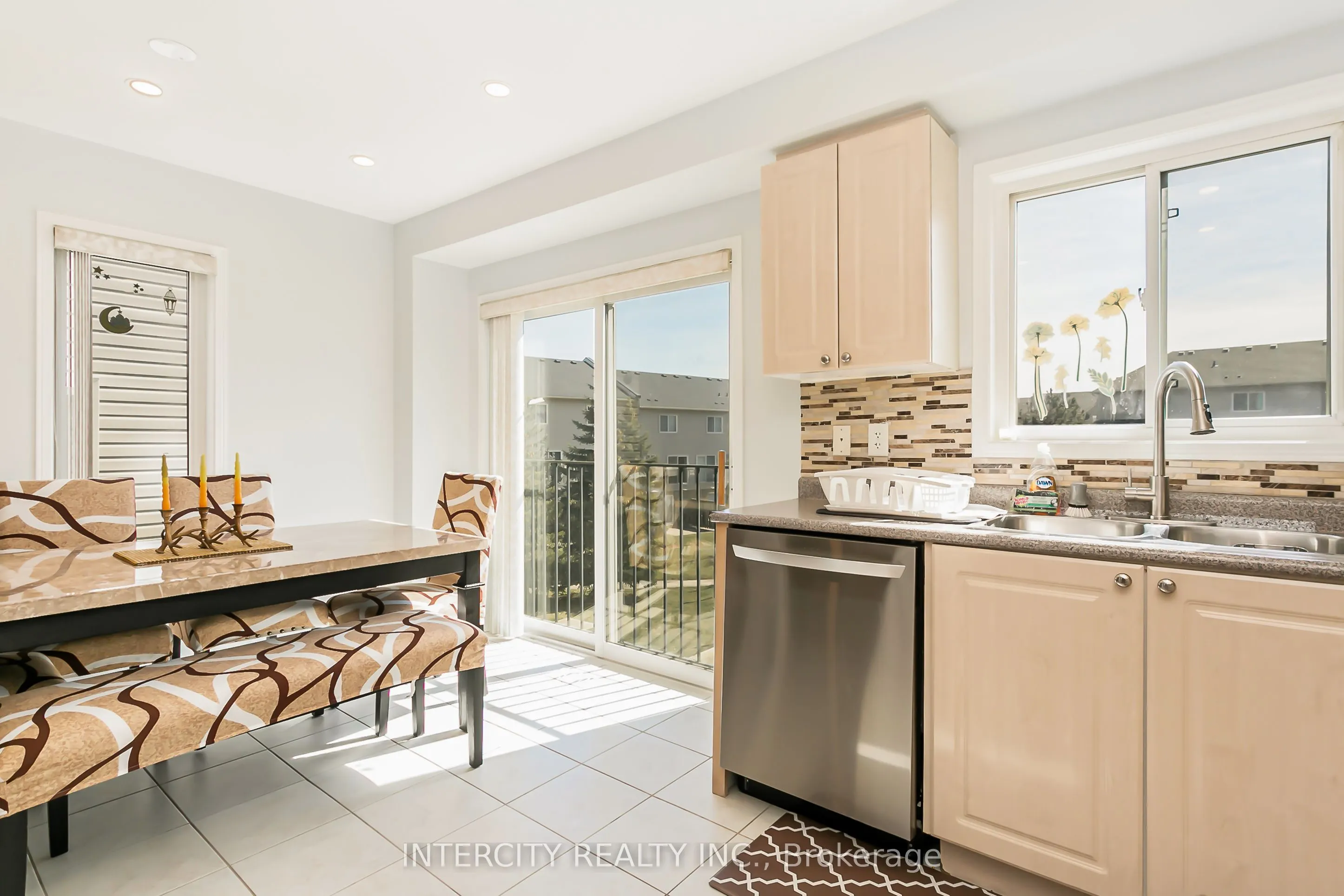 4950 Albina Way, #40