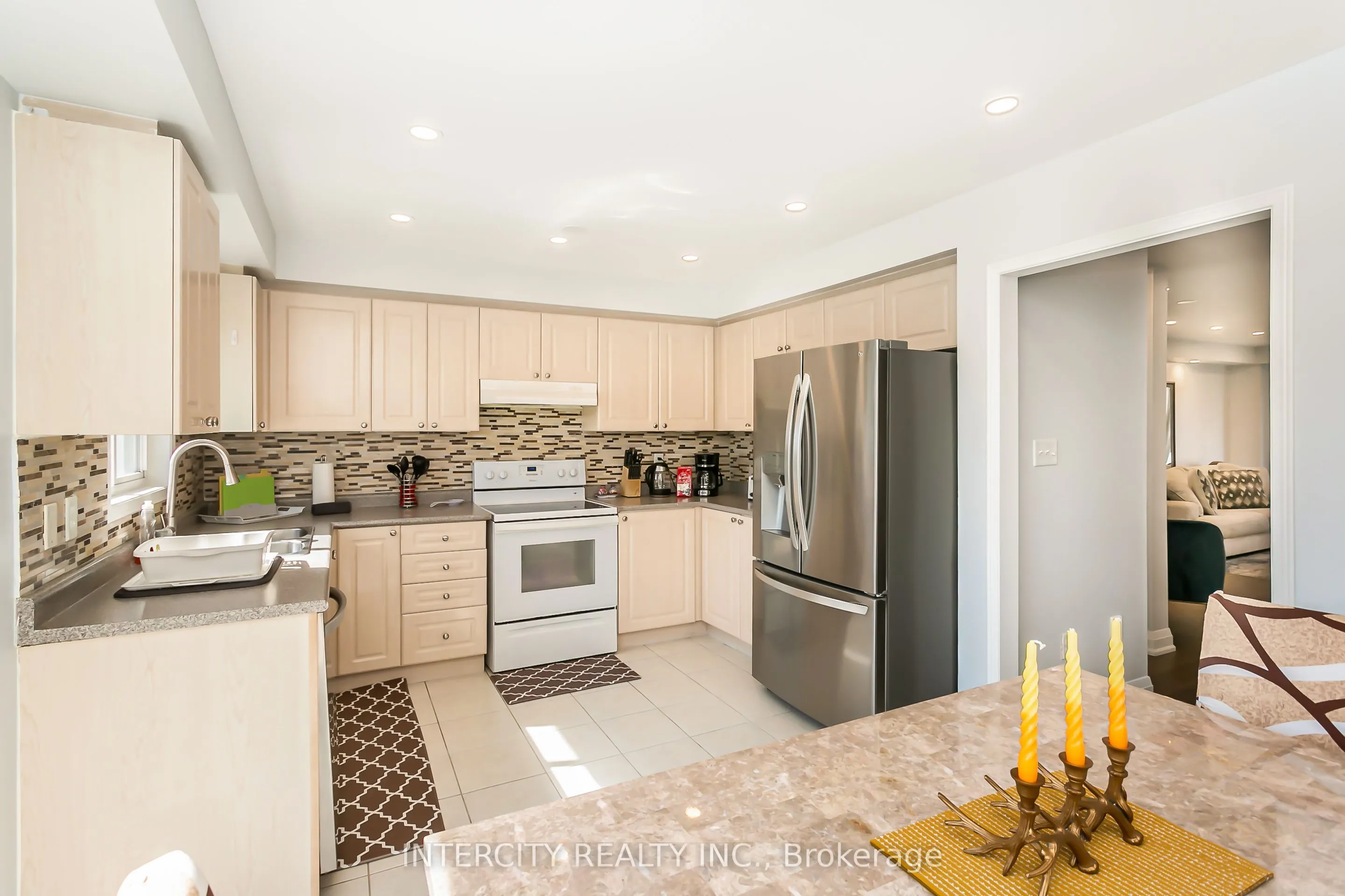 4950 Albina Way, #40