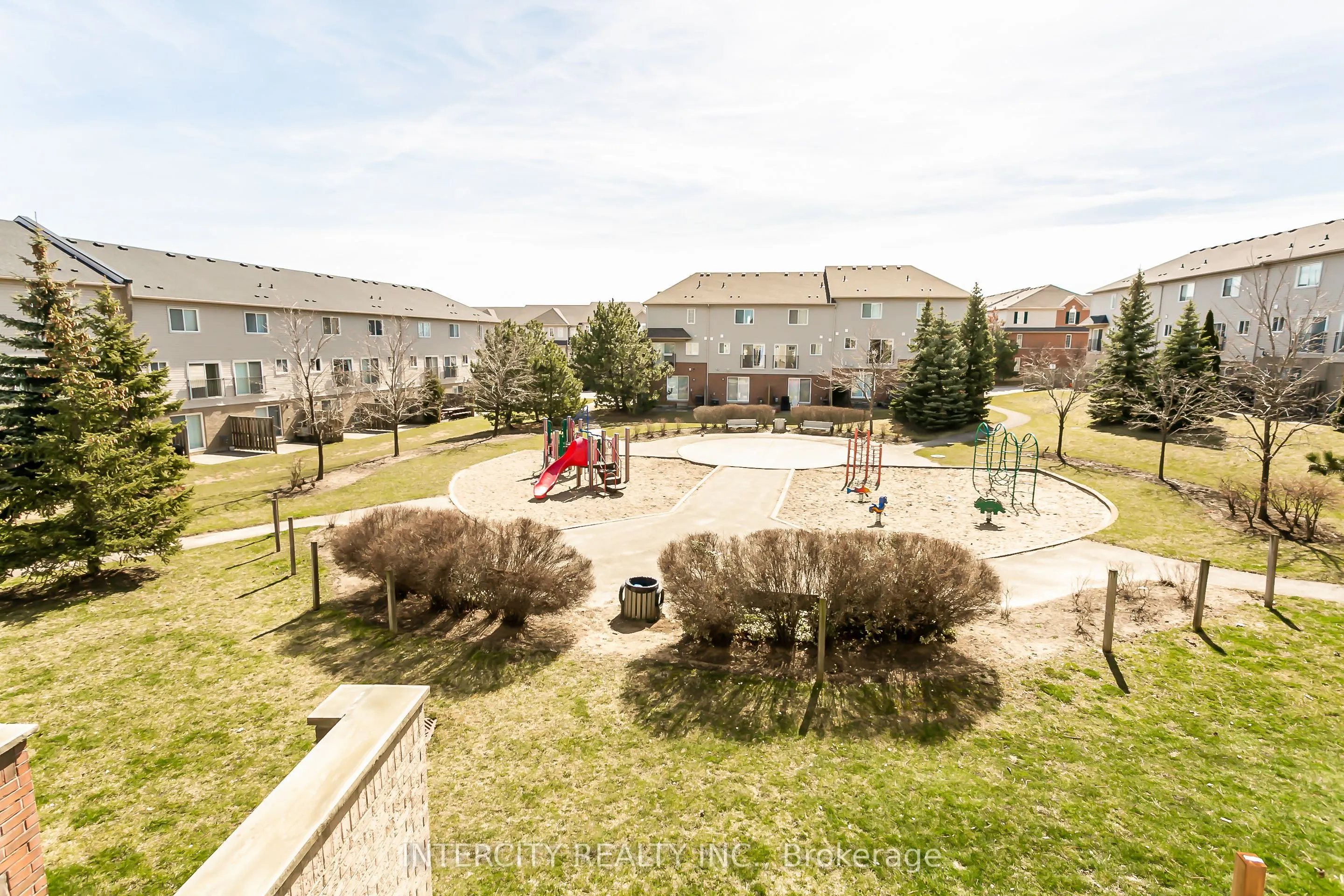 4950 Albina Way, #40