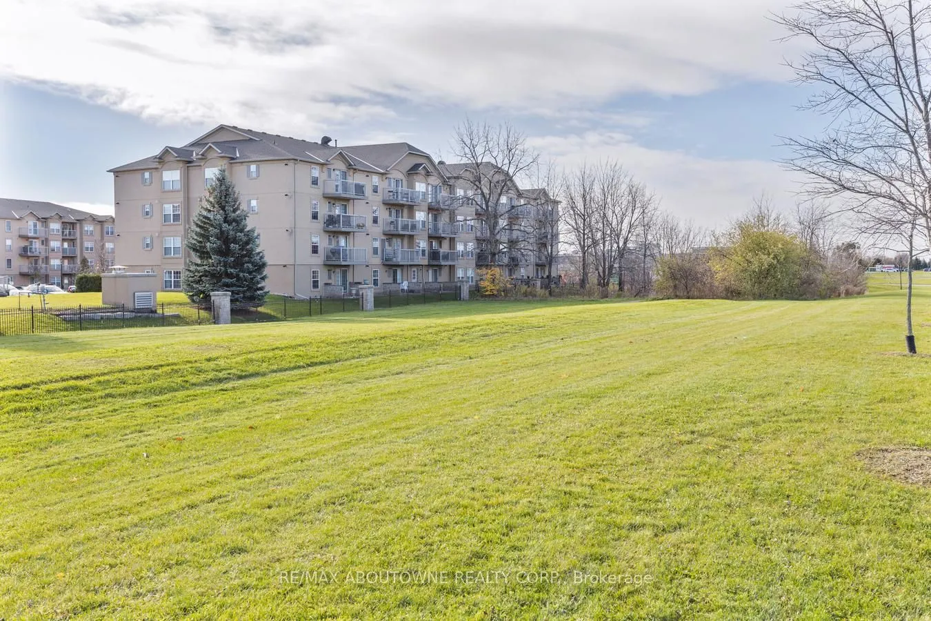 1490 Bishops Gate, #314