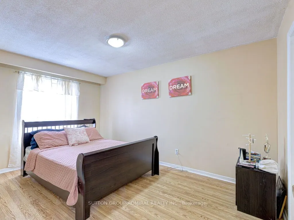 110 Foster Crescent, #110
