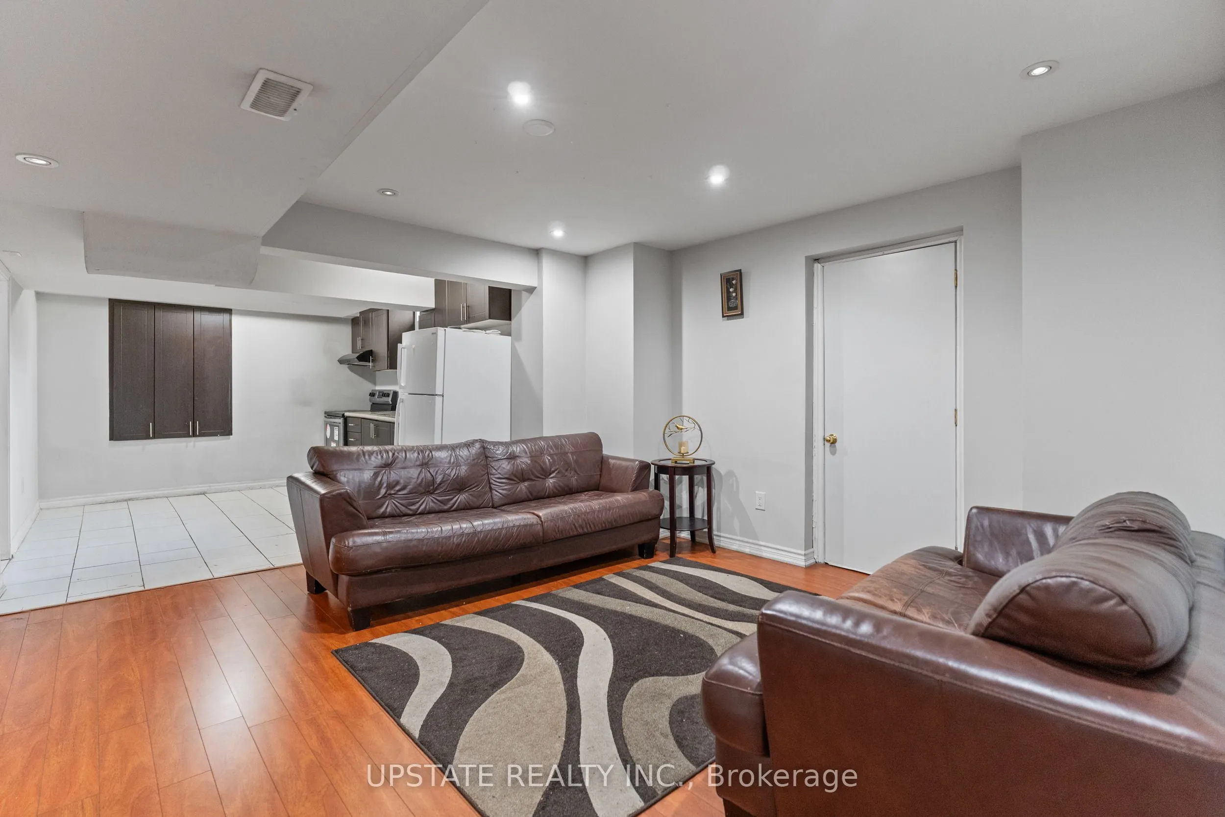 2 Severin Street