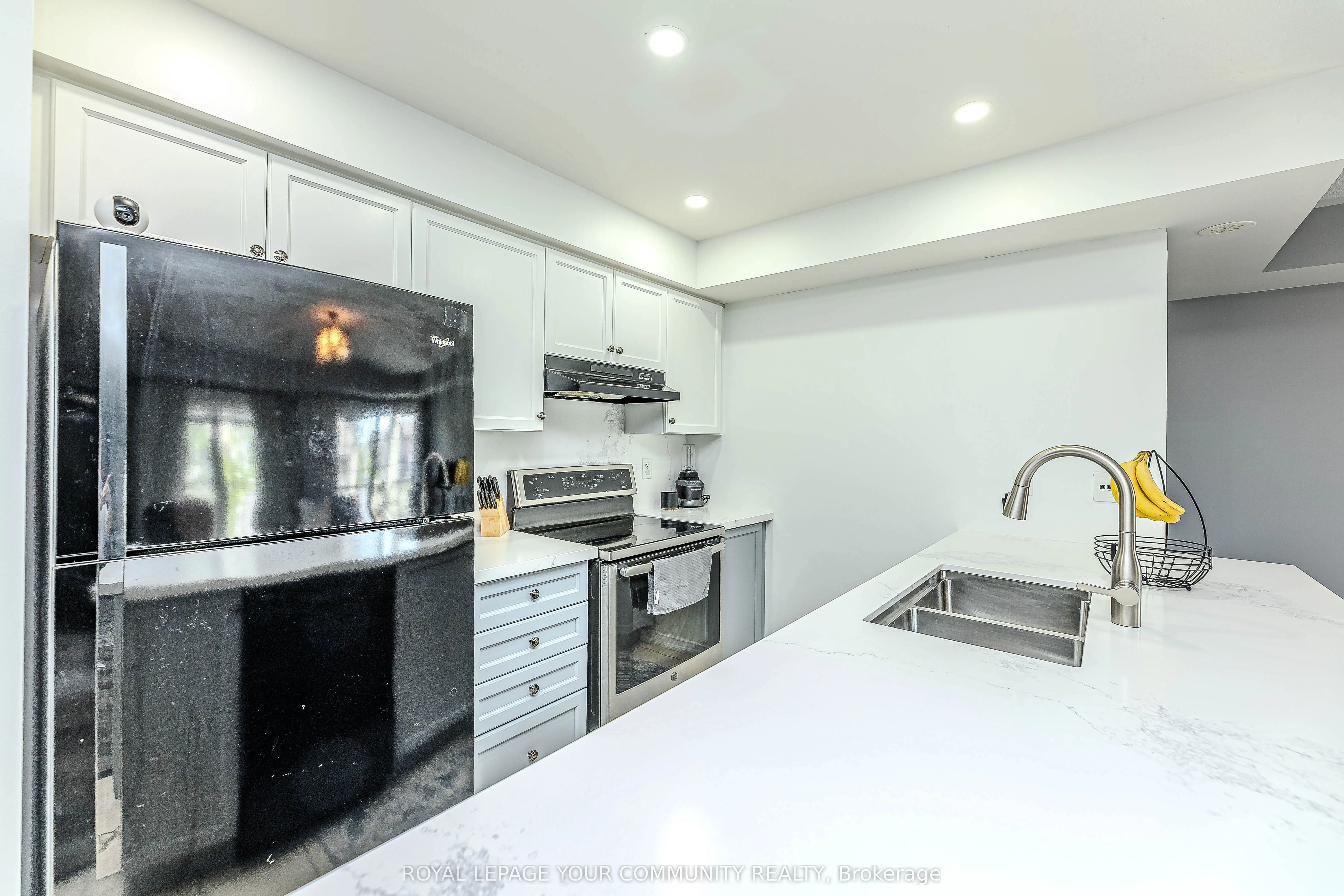 149 Isaac Devins Boulevard, #5