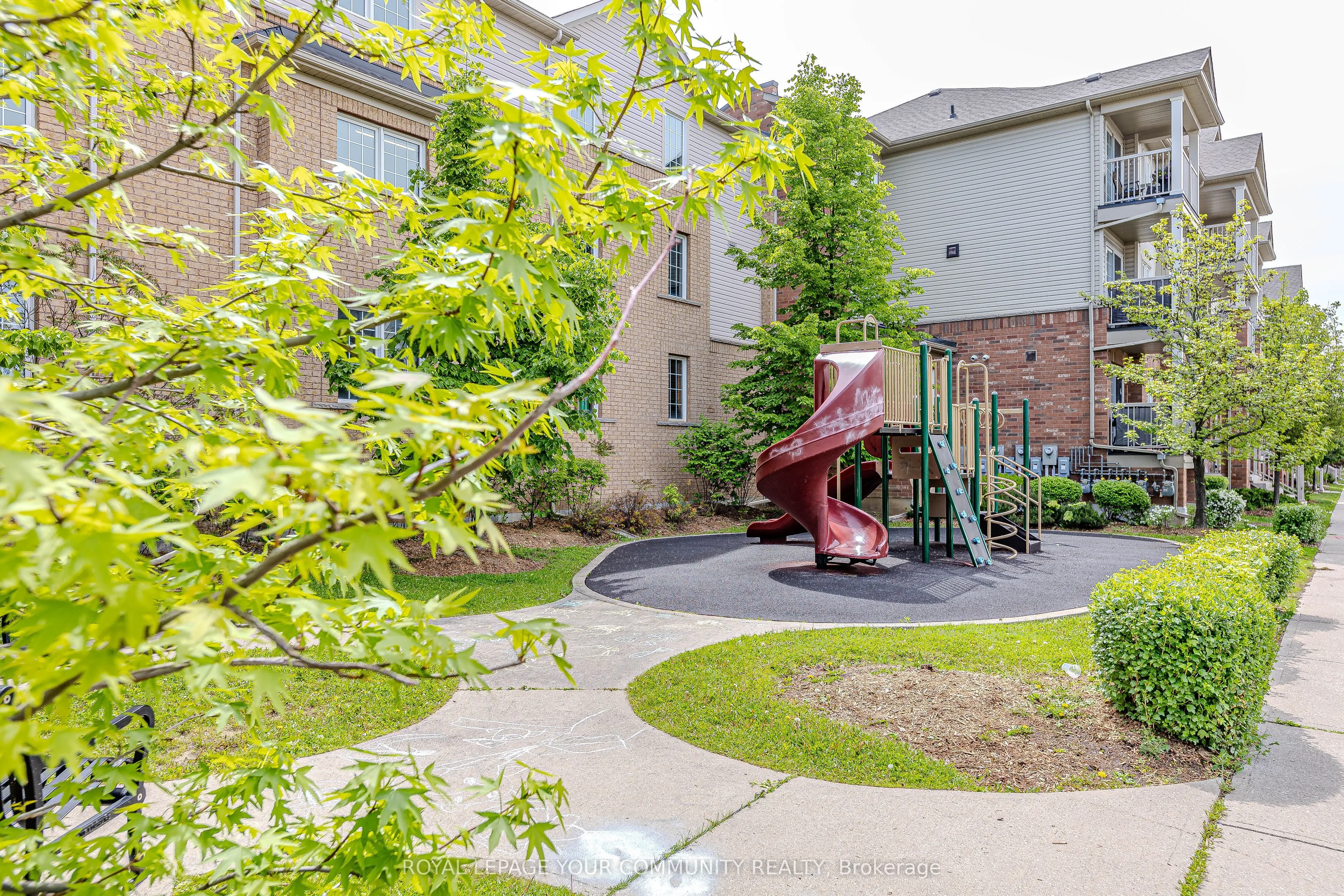 149 Isaac Devins Boulevard, #5