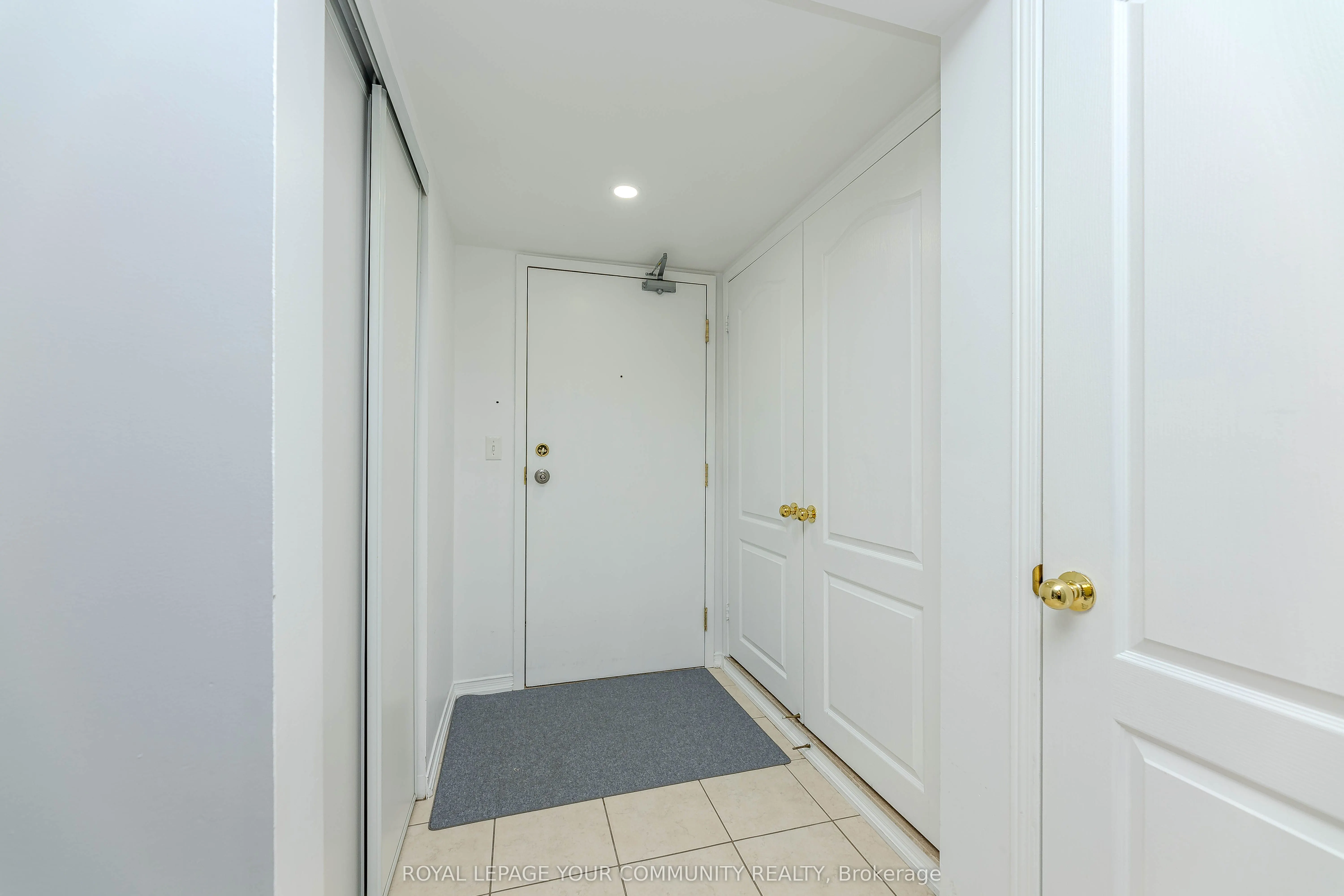 149 Isaac Devins Boulevard, #5