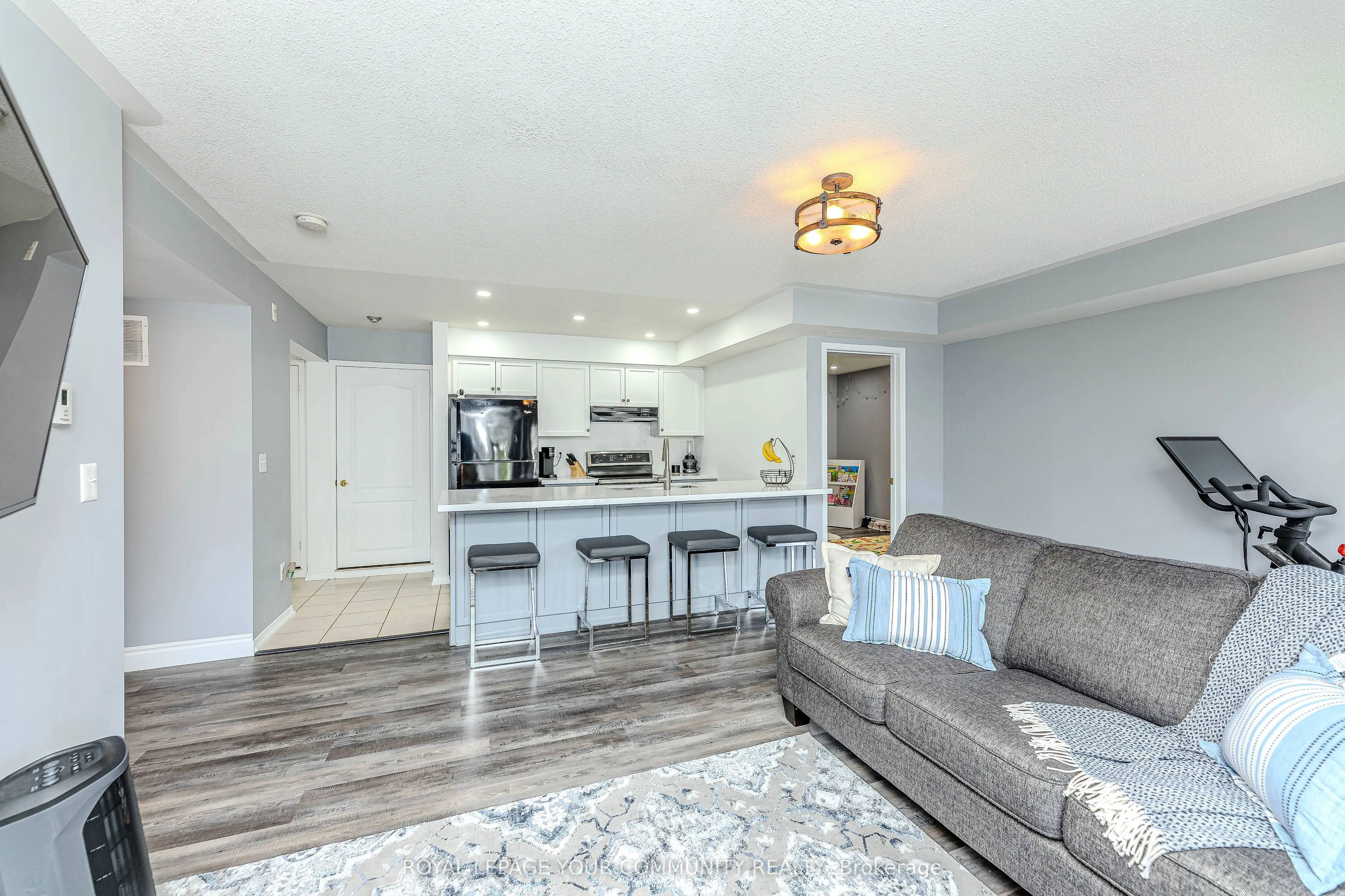149 Isaac Devins Boulevard, #5