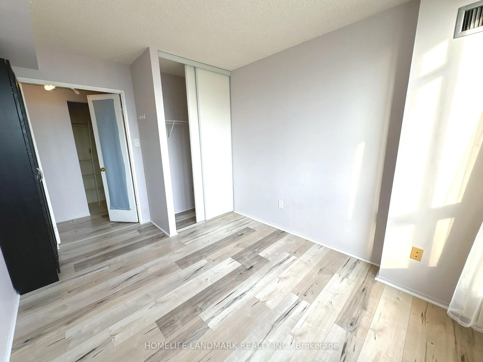 55 Elm Drive W, #2014