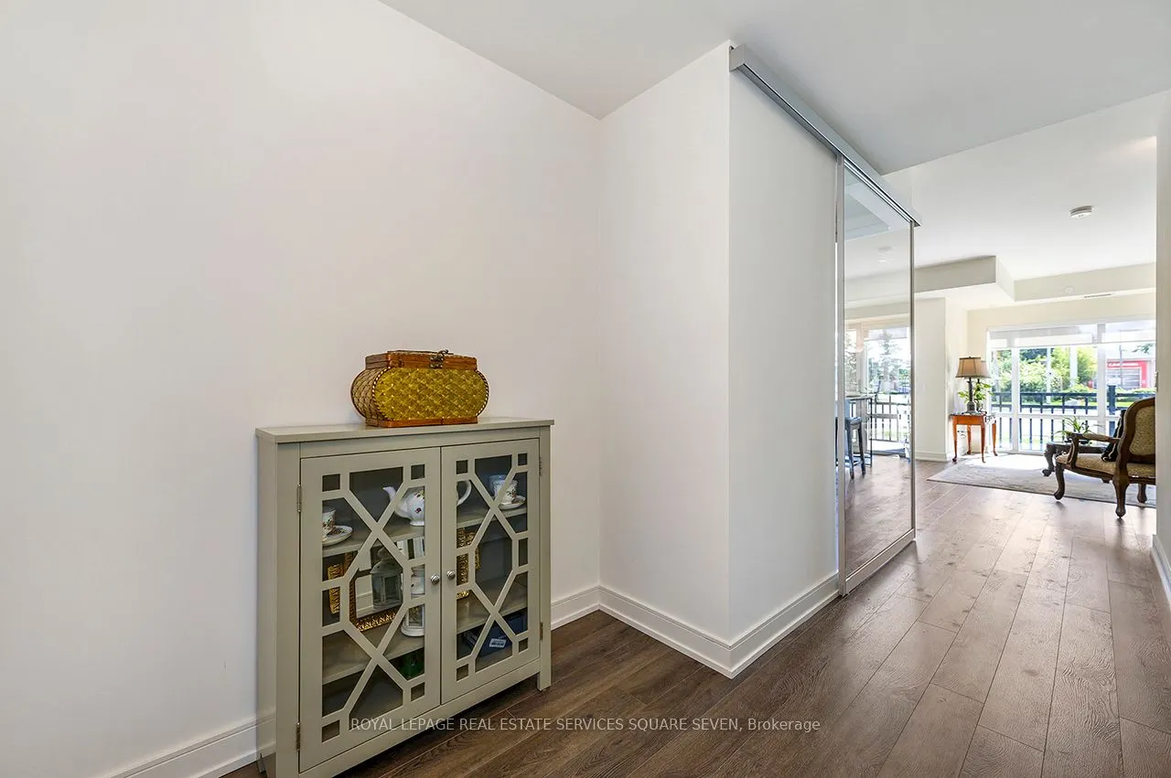 8010 Derry Road W, #TH 105