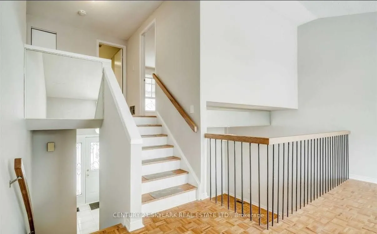 19 Haimer Avenue E