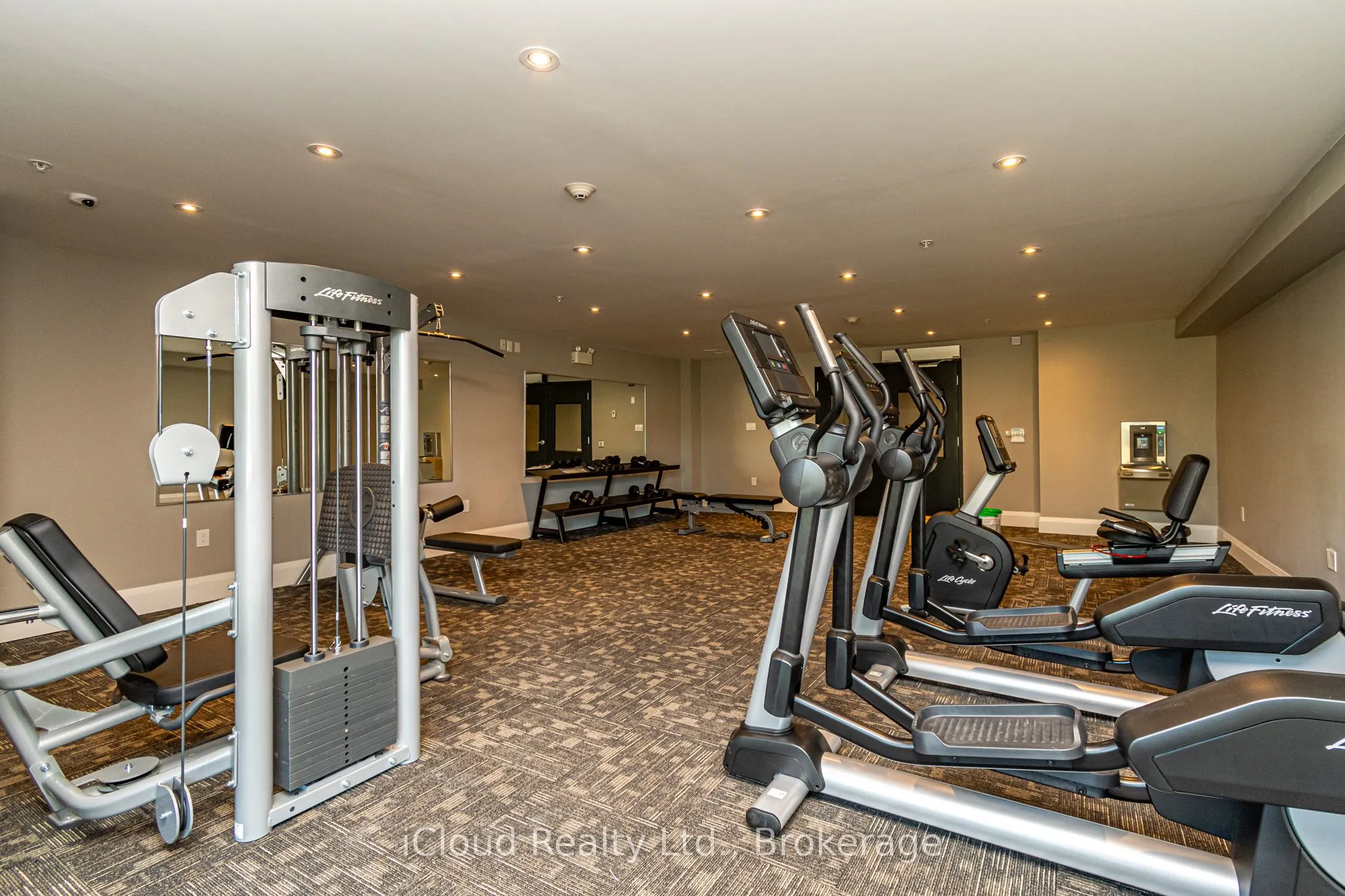 610 Farmstead Road, #526