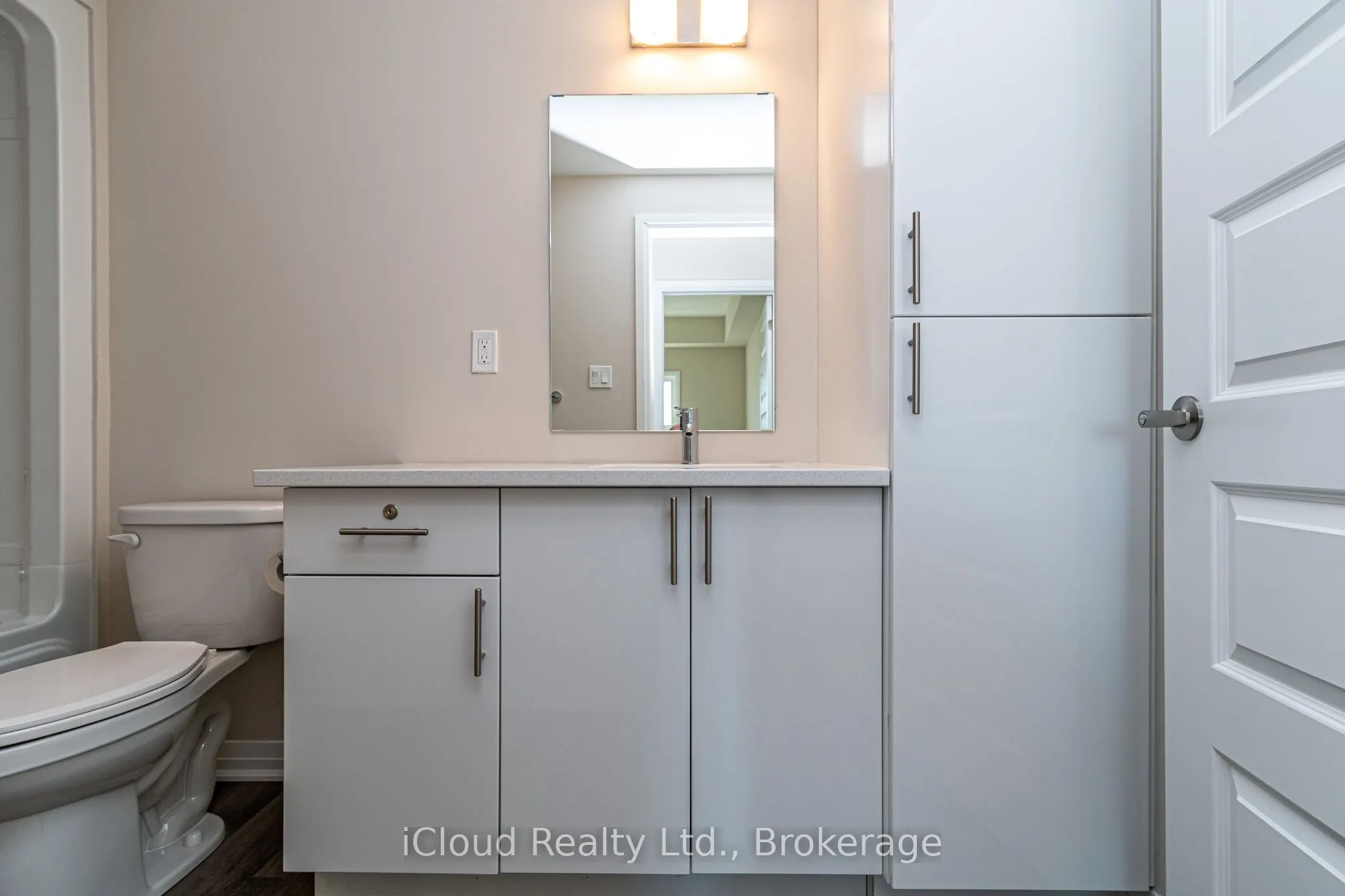610 Farmstead Road, #526