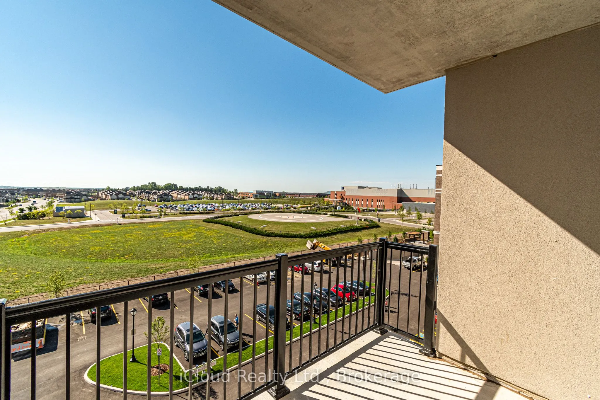610 Farmstead Road, #526