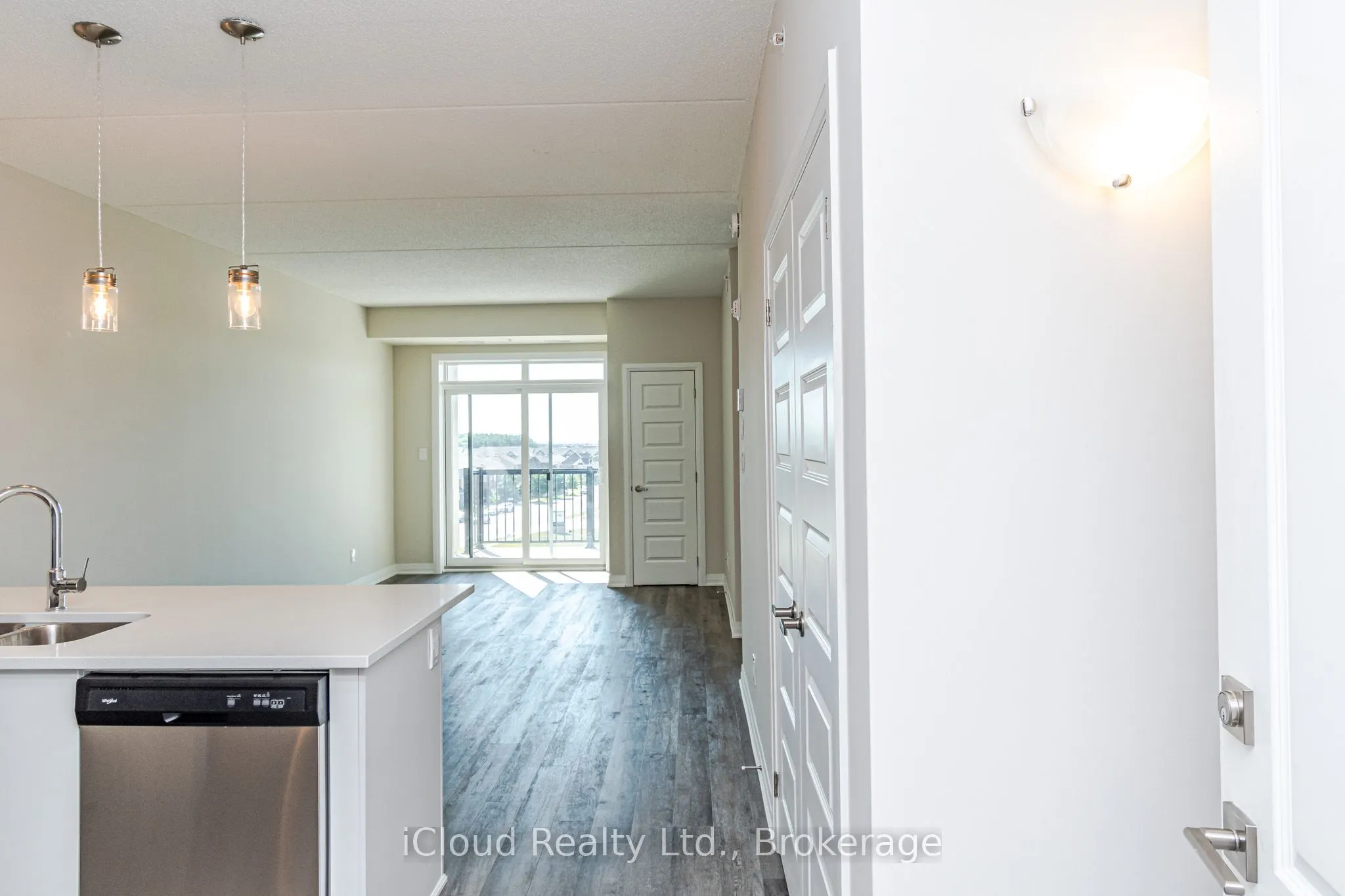 610 Farmstead Road, #526