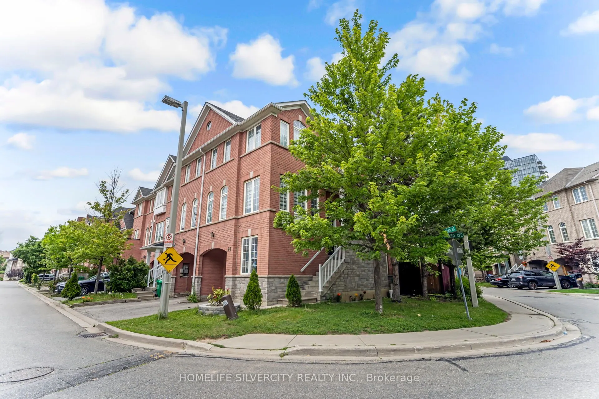 91 Bernard Avenue