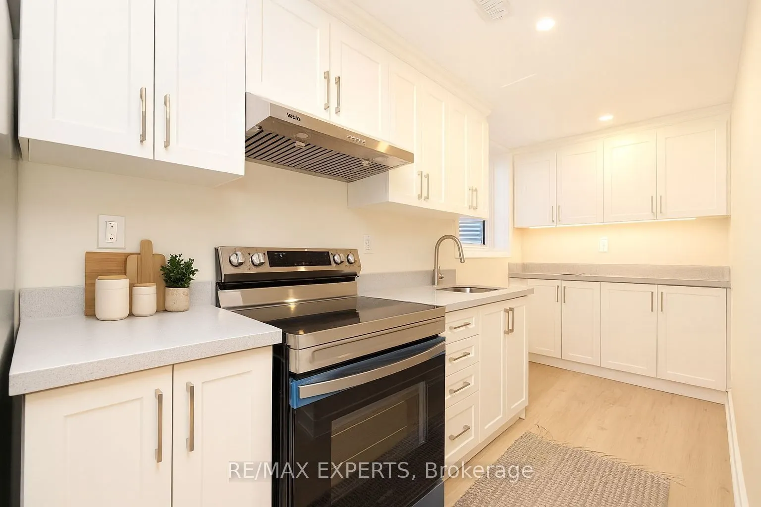 3131 Lenester Drive, #Lower level
