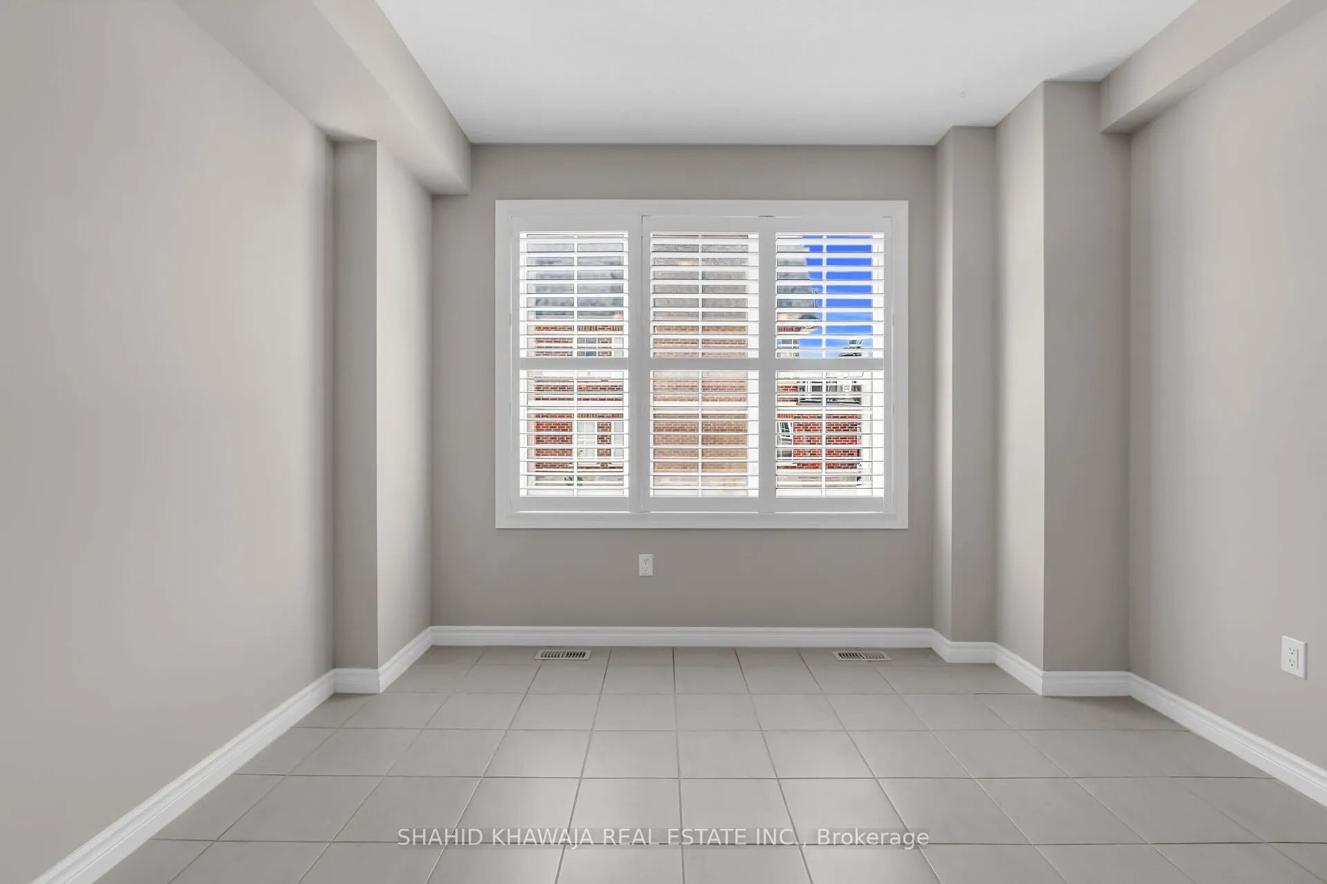 445 Ontario Street S, #Unit 23