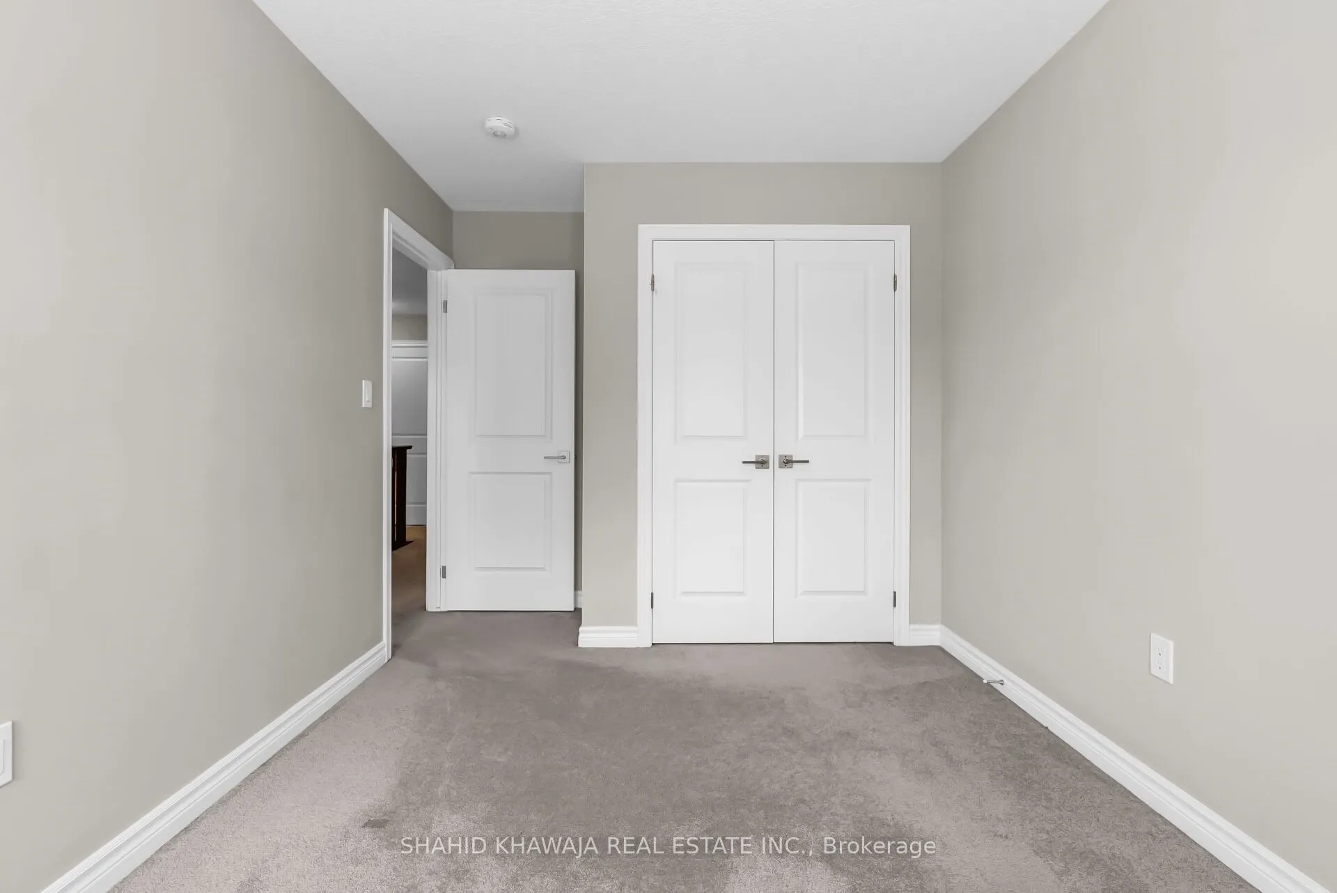 445 Ontario Street S, #Unit 23