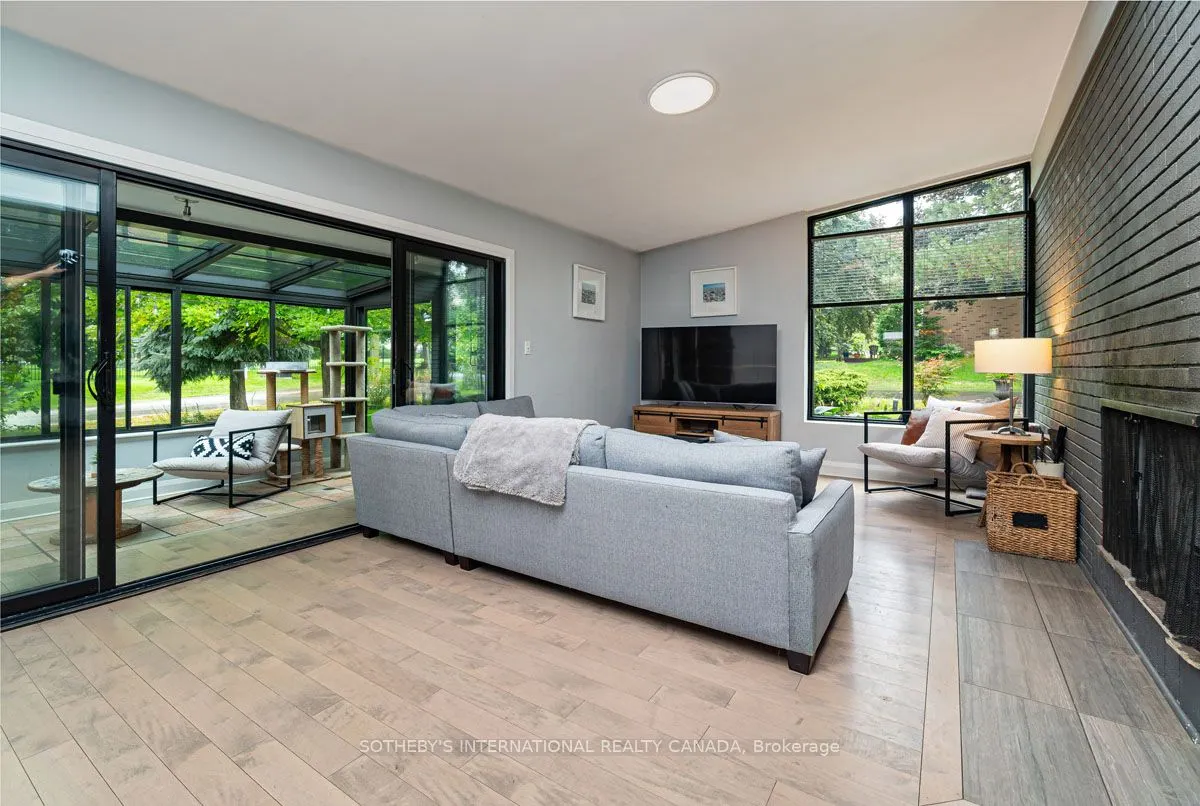 1 Babington Court