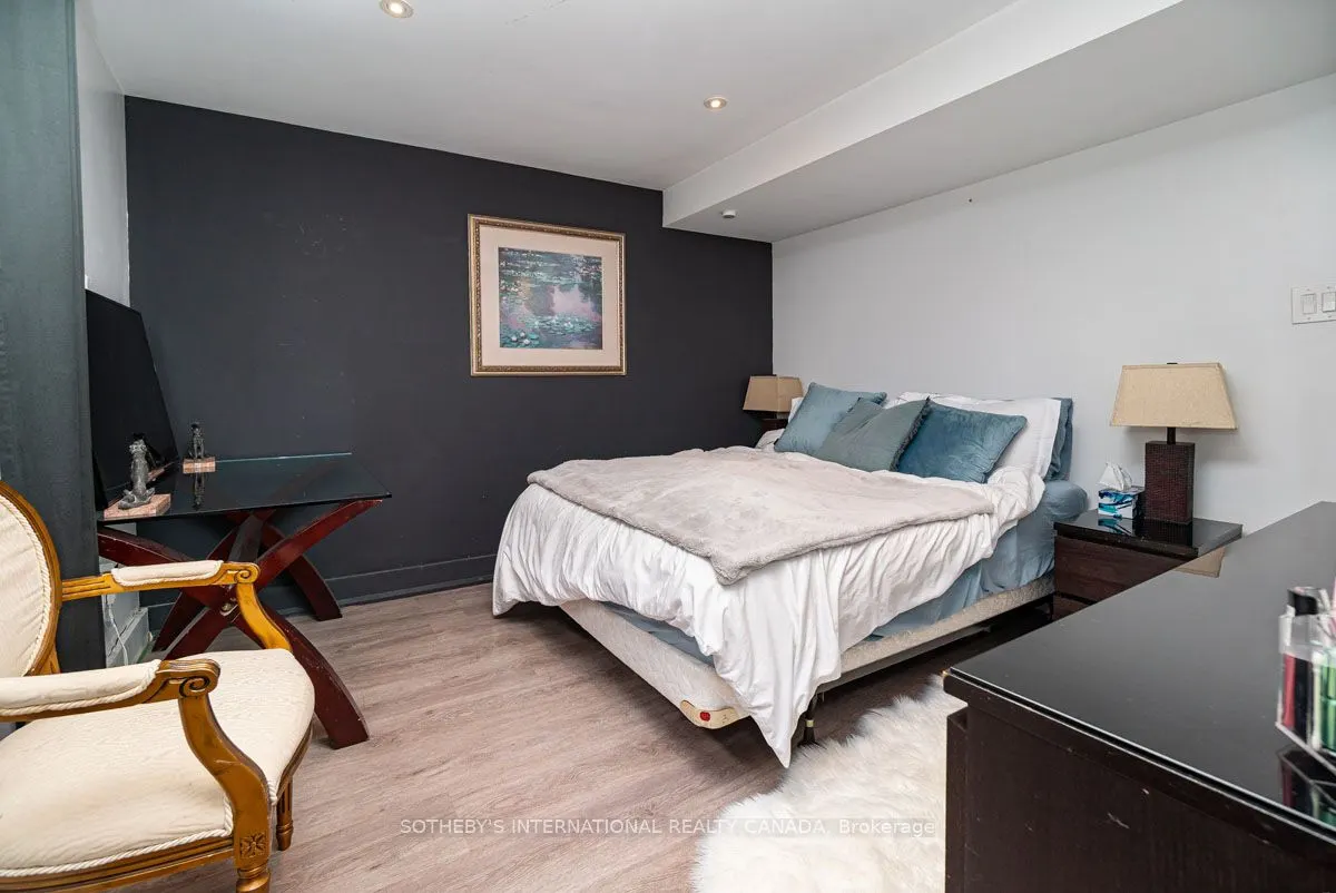 1 Babington Court