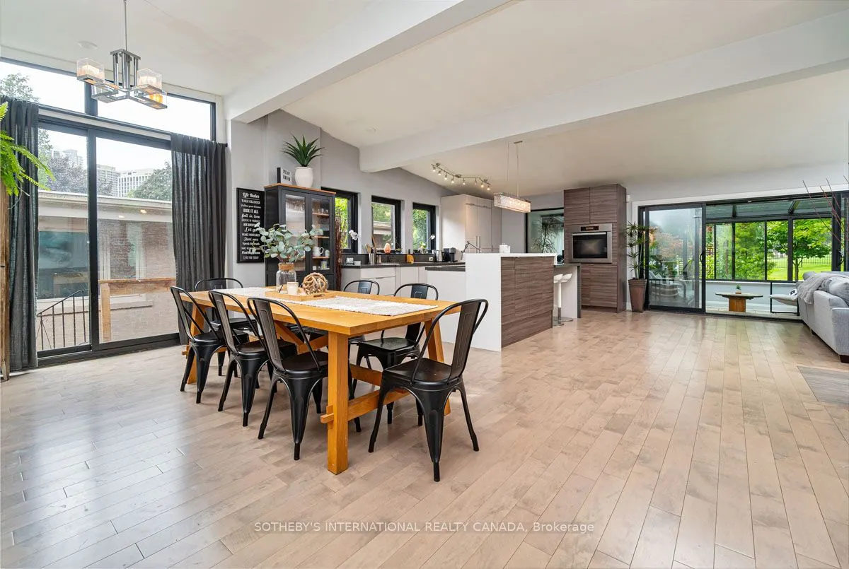 1 Babington Court