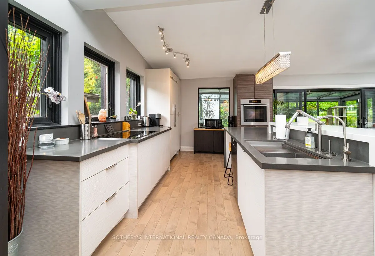 1 Babington Court