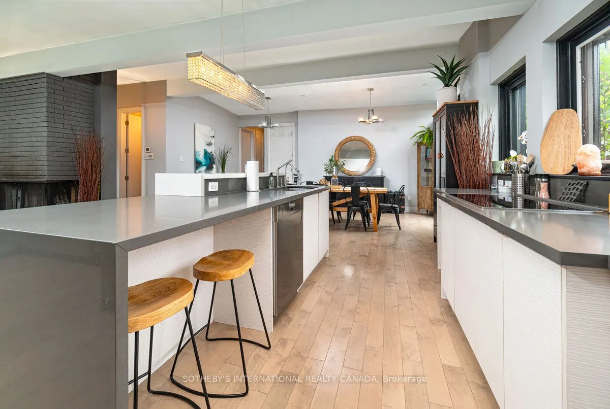 1 Babington Court