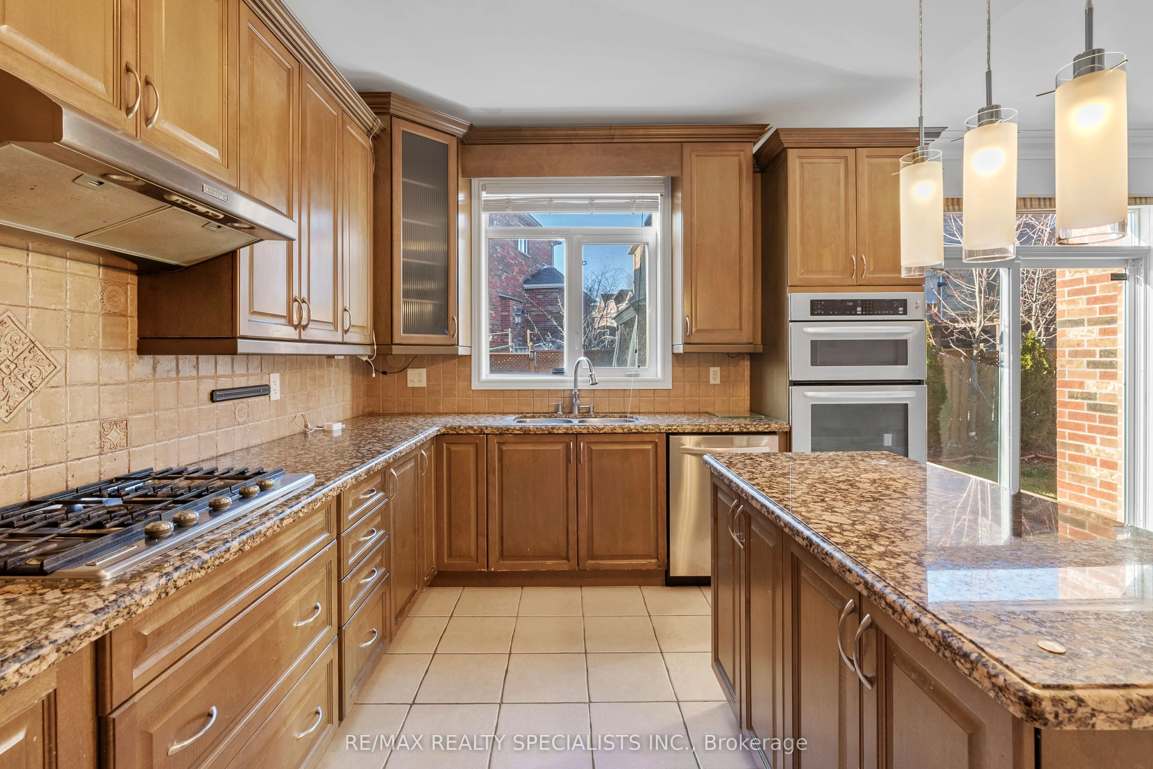 3265 Paul Henderson Drive